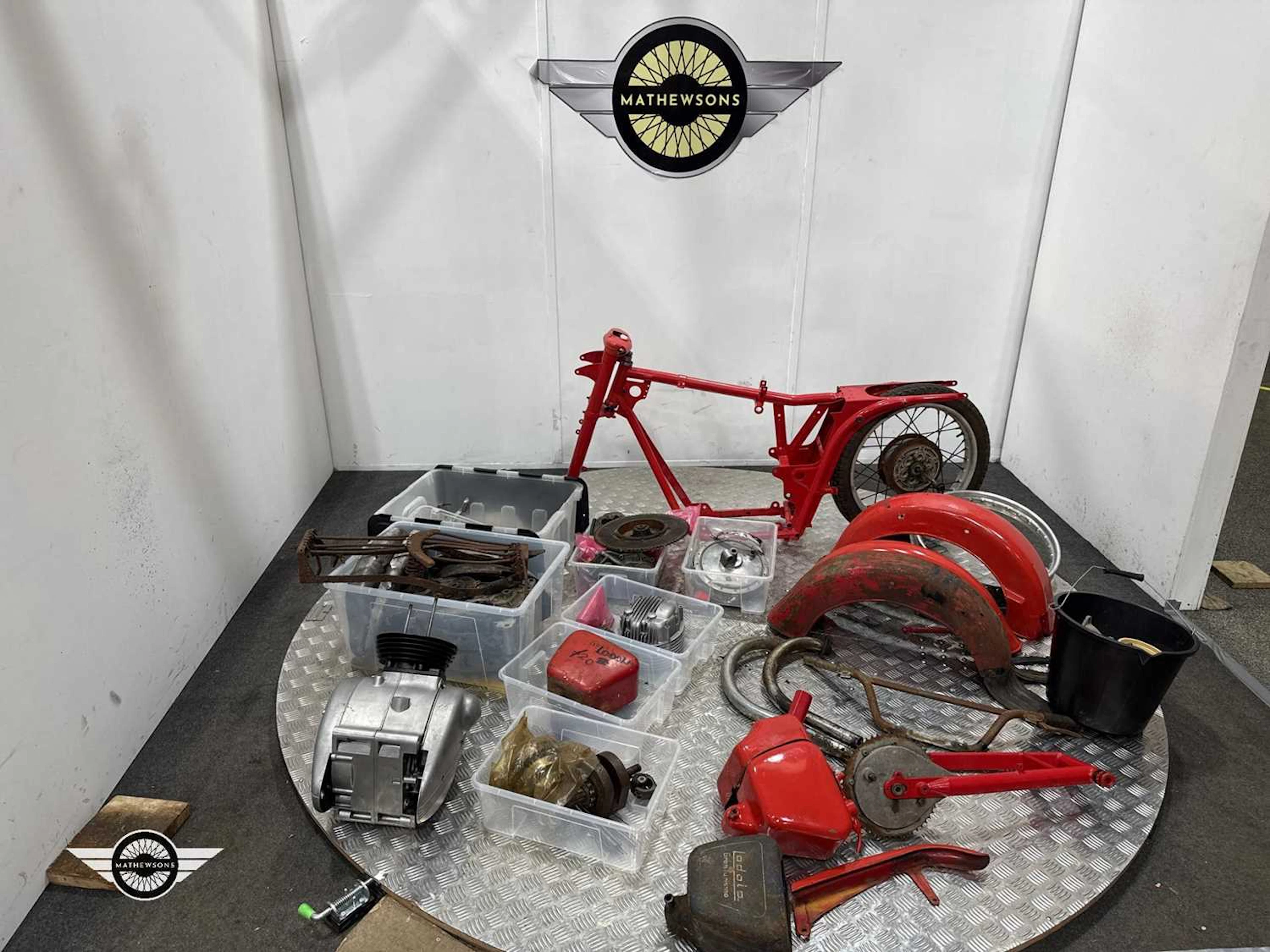 1959 MOTO GUZZI LODOLA 235