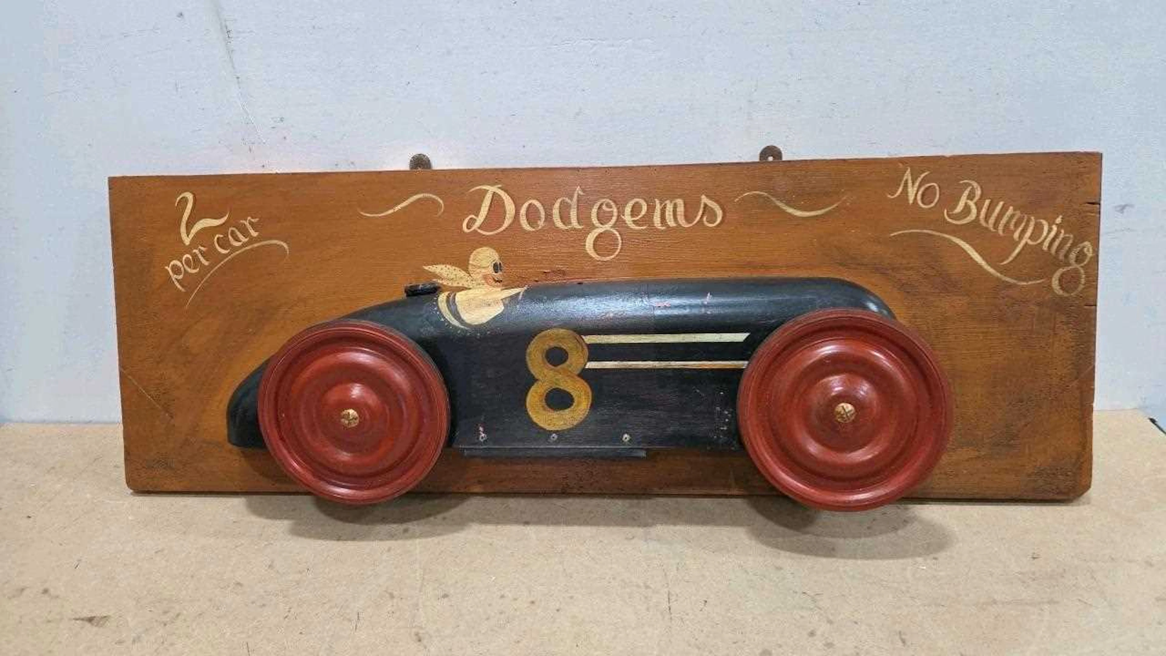 HAND PAINTED WOODEN DODGEMS SIGN, WITH 3D METAL CAR APPROX 42" X 14"