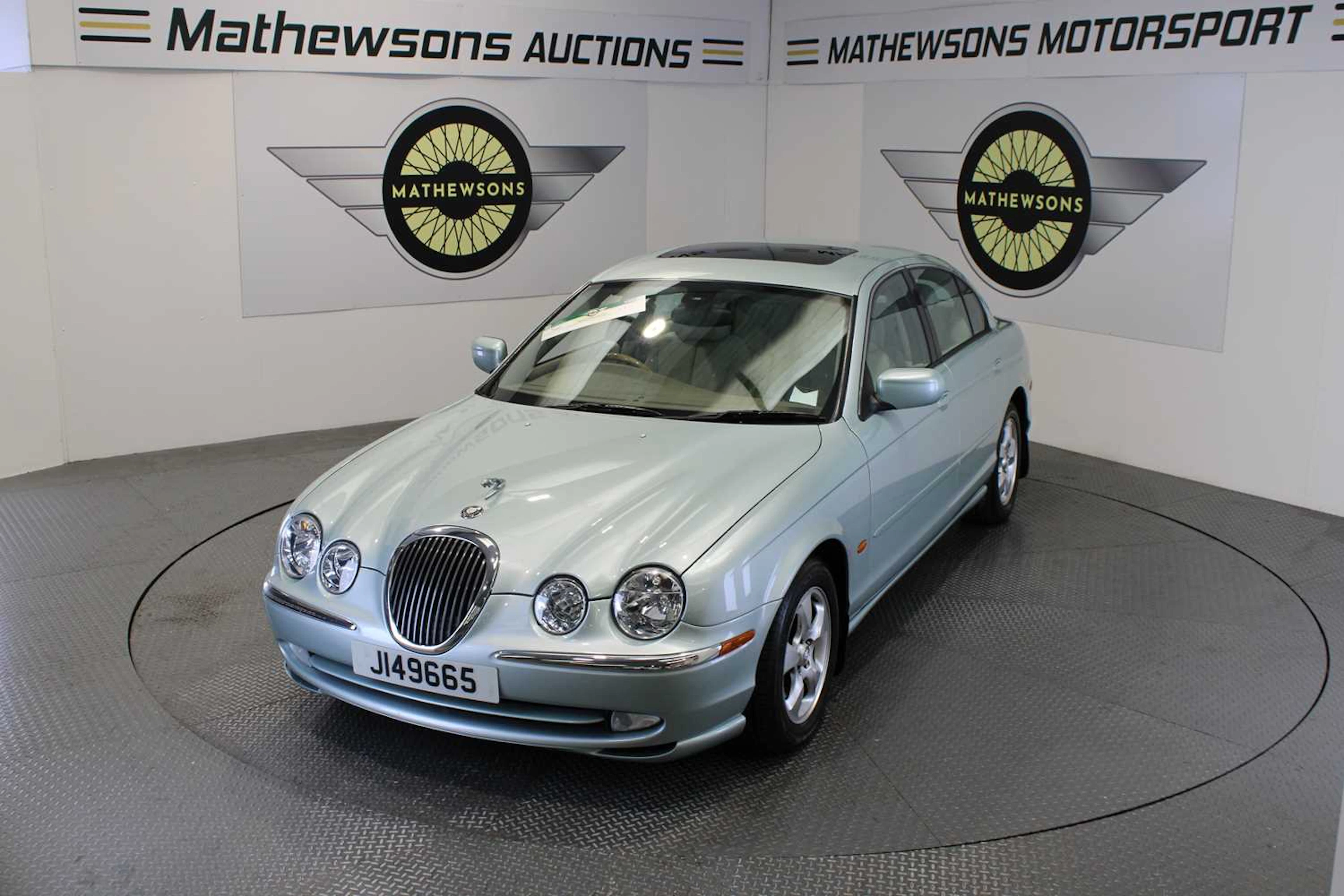 2000 JAGUAR S TYPE