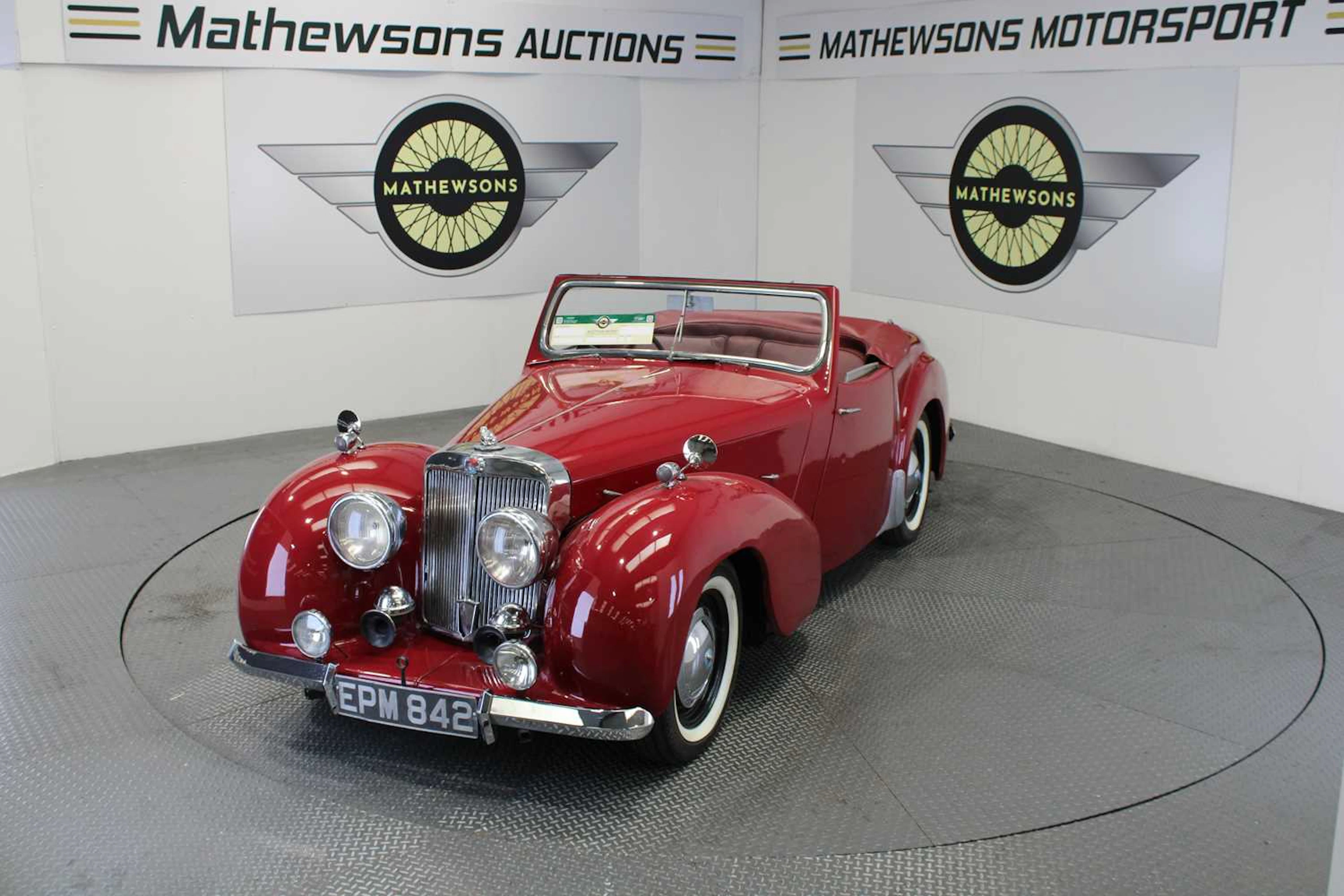 CIRCA 1949 TRIUMPH