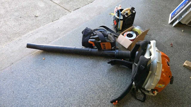 STIHL BR600 MAGNUM BACK PACK LEAF BLOWER WITH ACCESSORIES