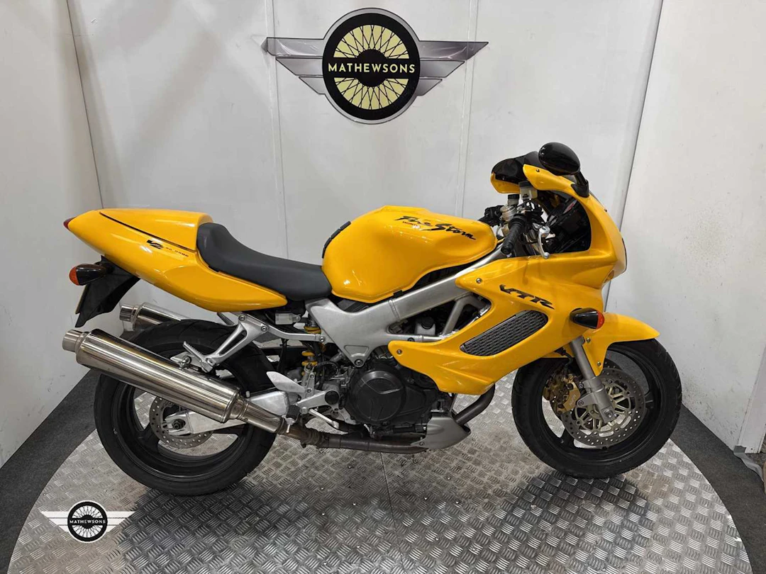1997 HONDA VTR 1000 F
