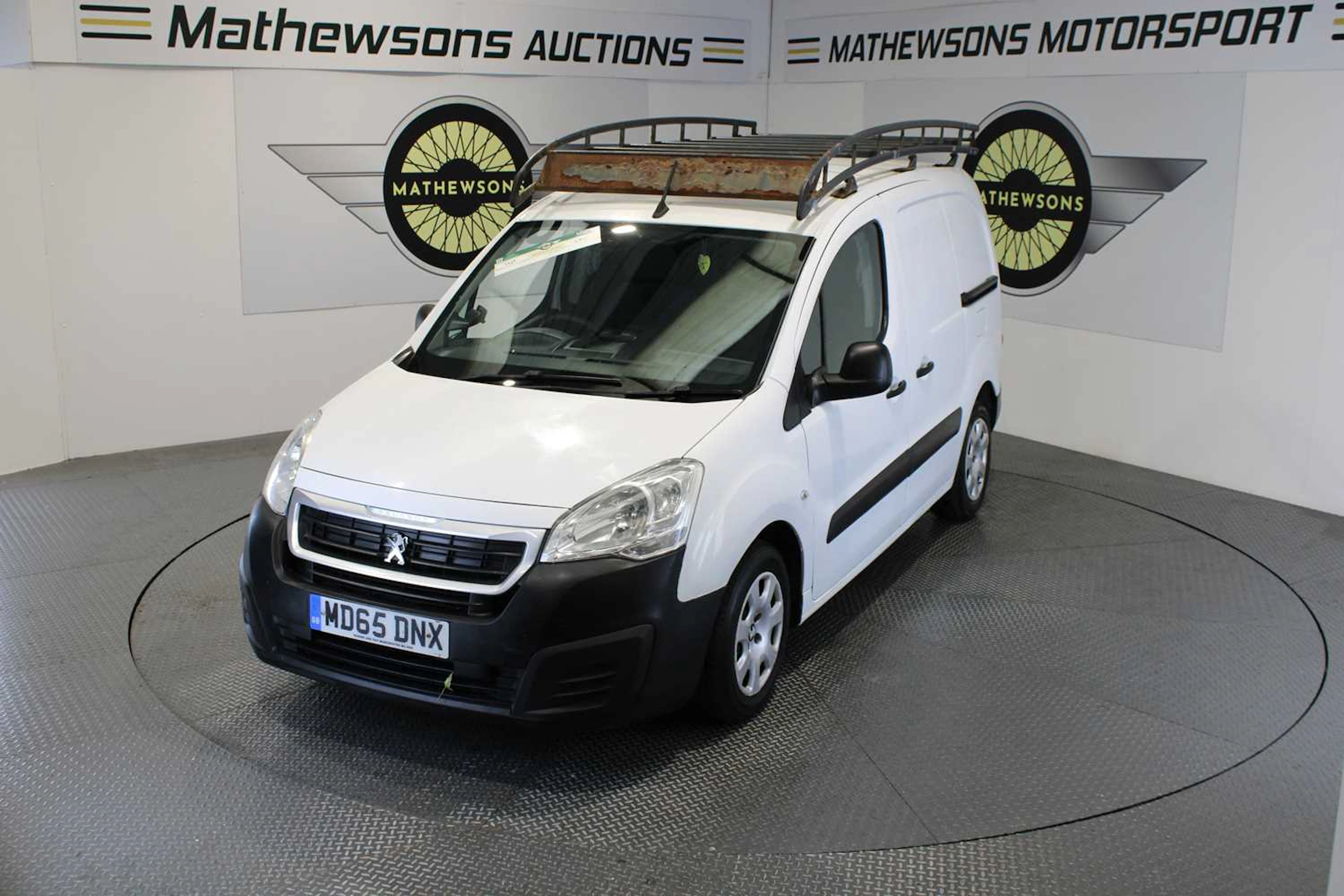 2015 PEUGEOT PARTNER 850 PROFESSIONAL
