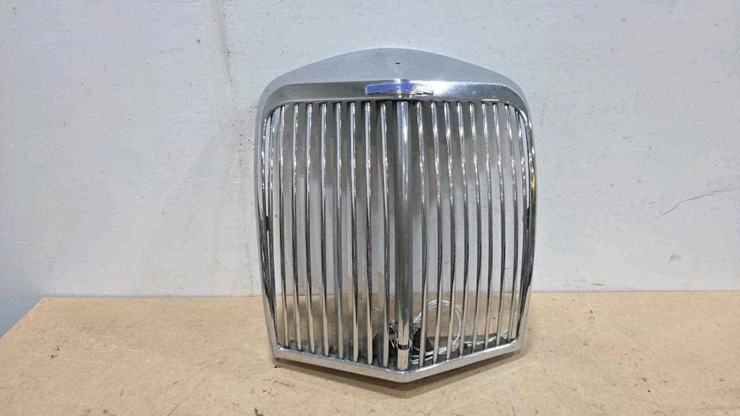 1950'S ARMSTRONG SIDDELY CHROME GRILL