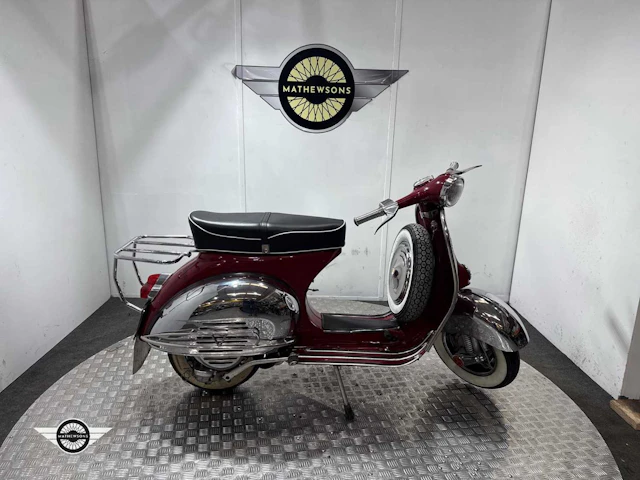 1961 VESPA (DOUGLAS)