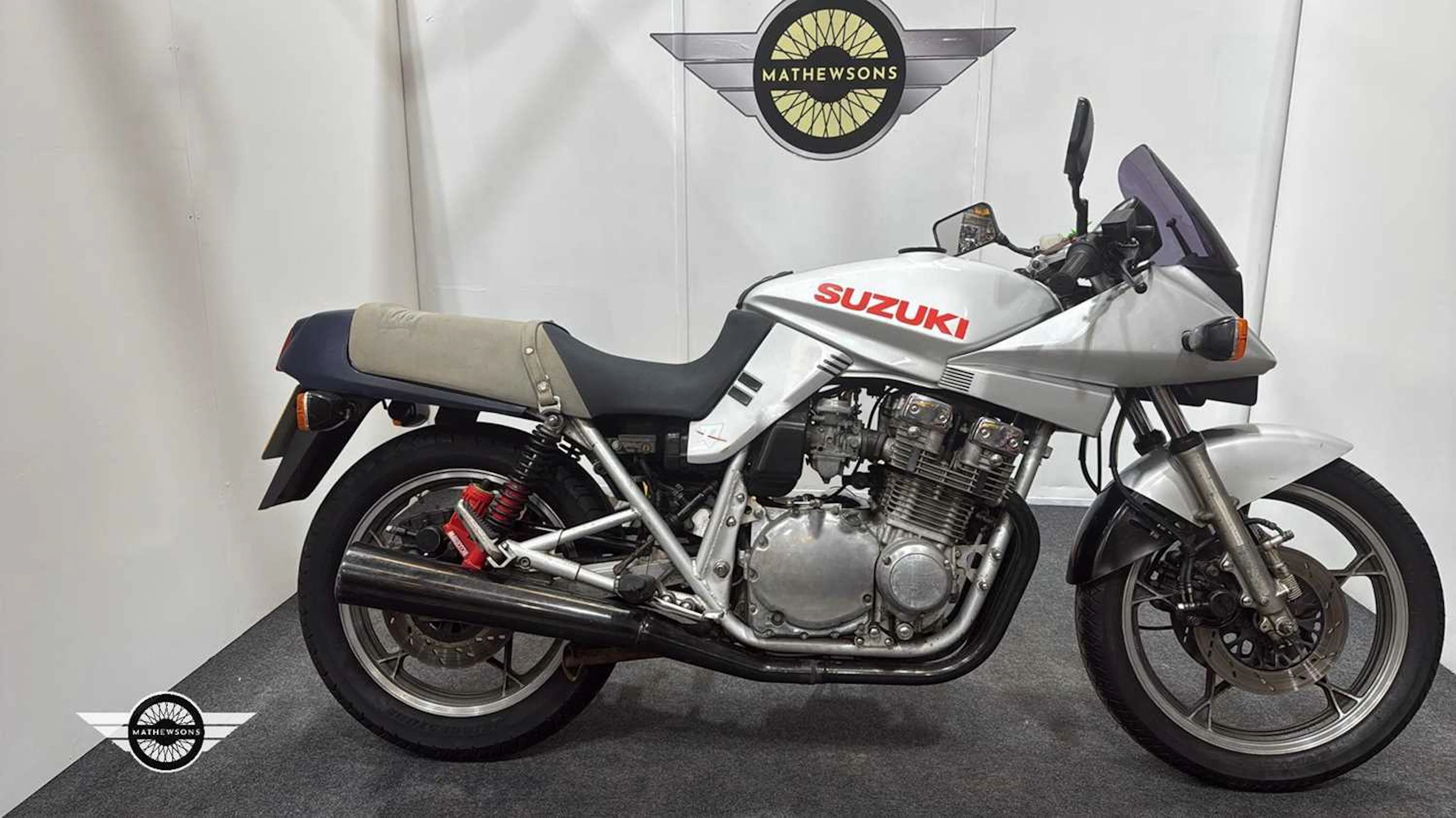 1982 SUZUKI KATANA