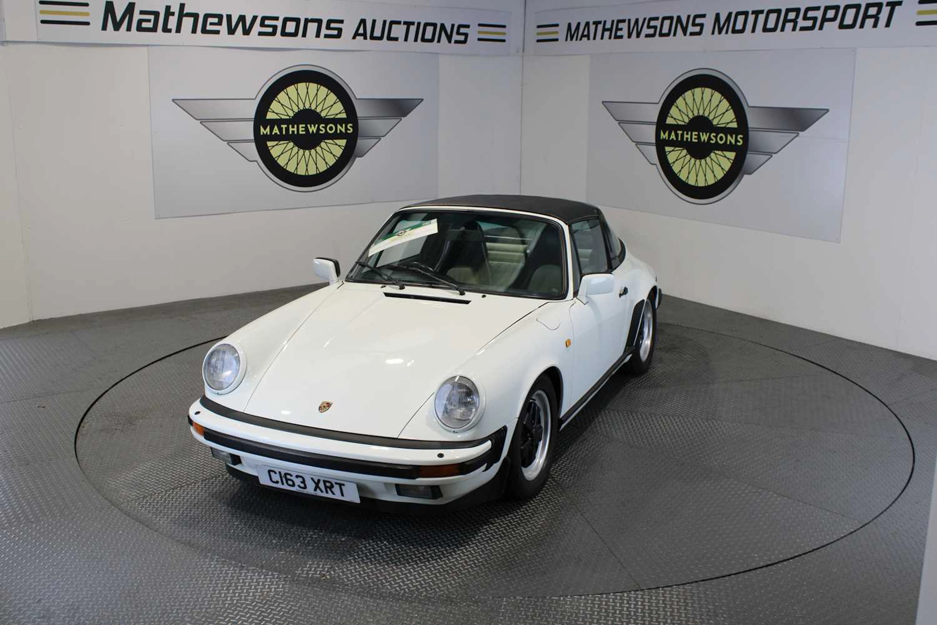 1985 PORSCHE 911 TARGA