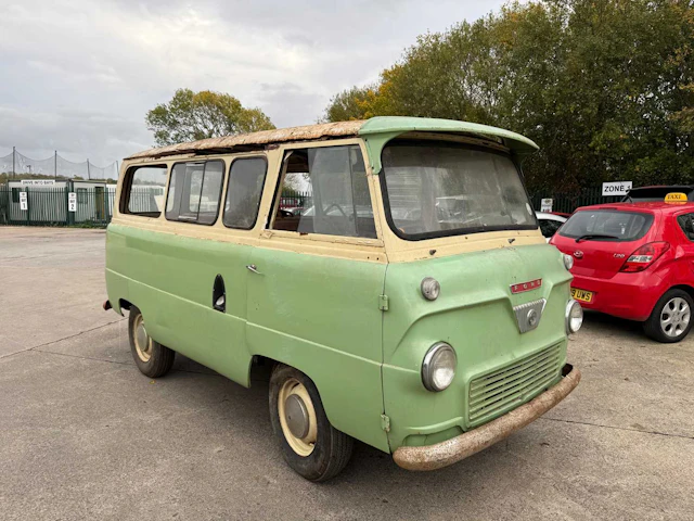 circa 1960 FORD THAMES