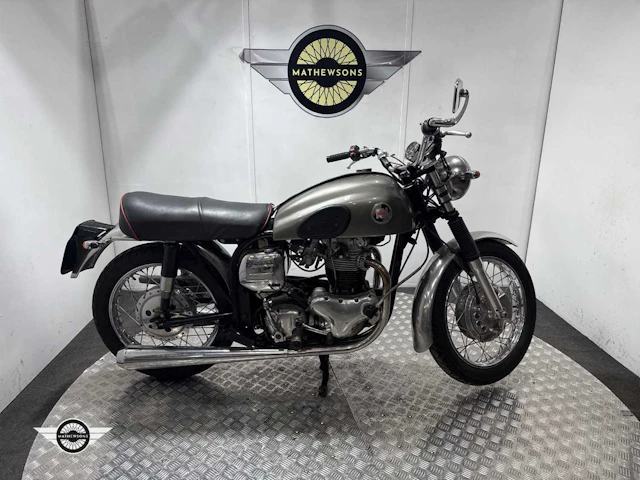 1957 NORTON DOMINATOR