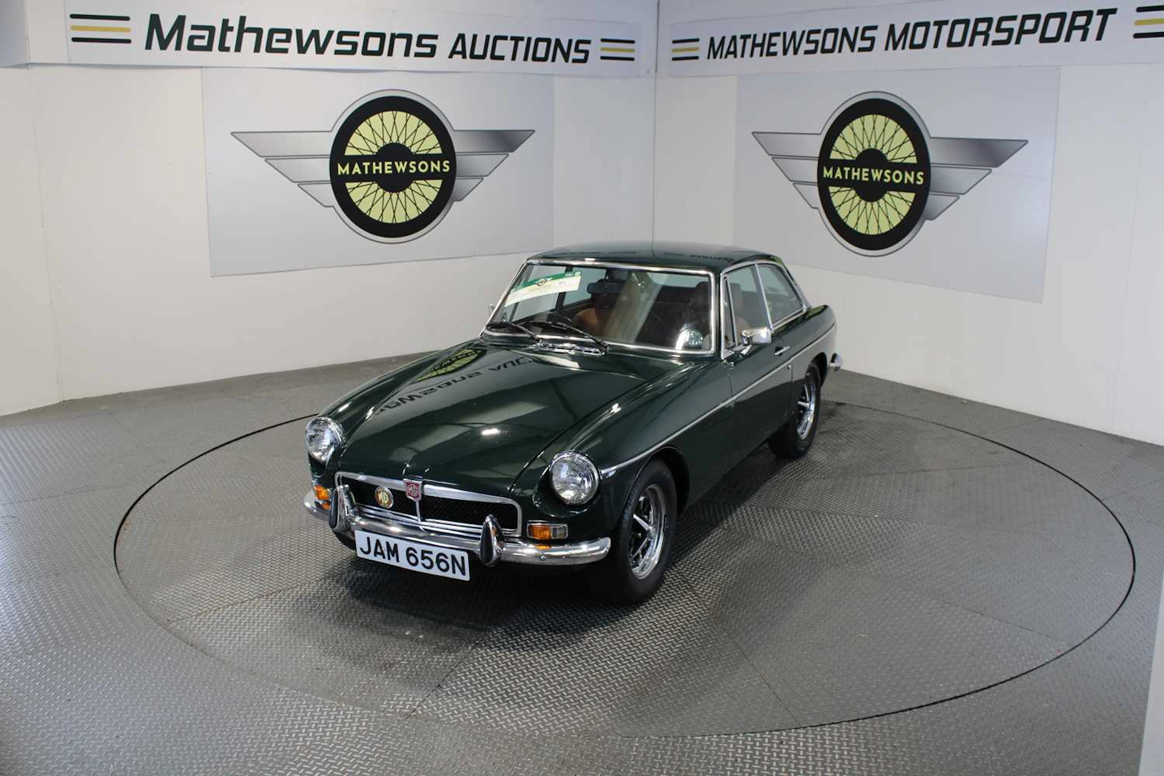 1974 MG B GT