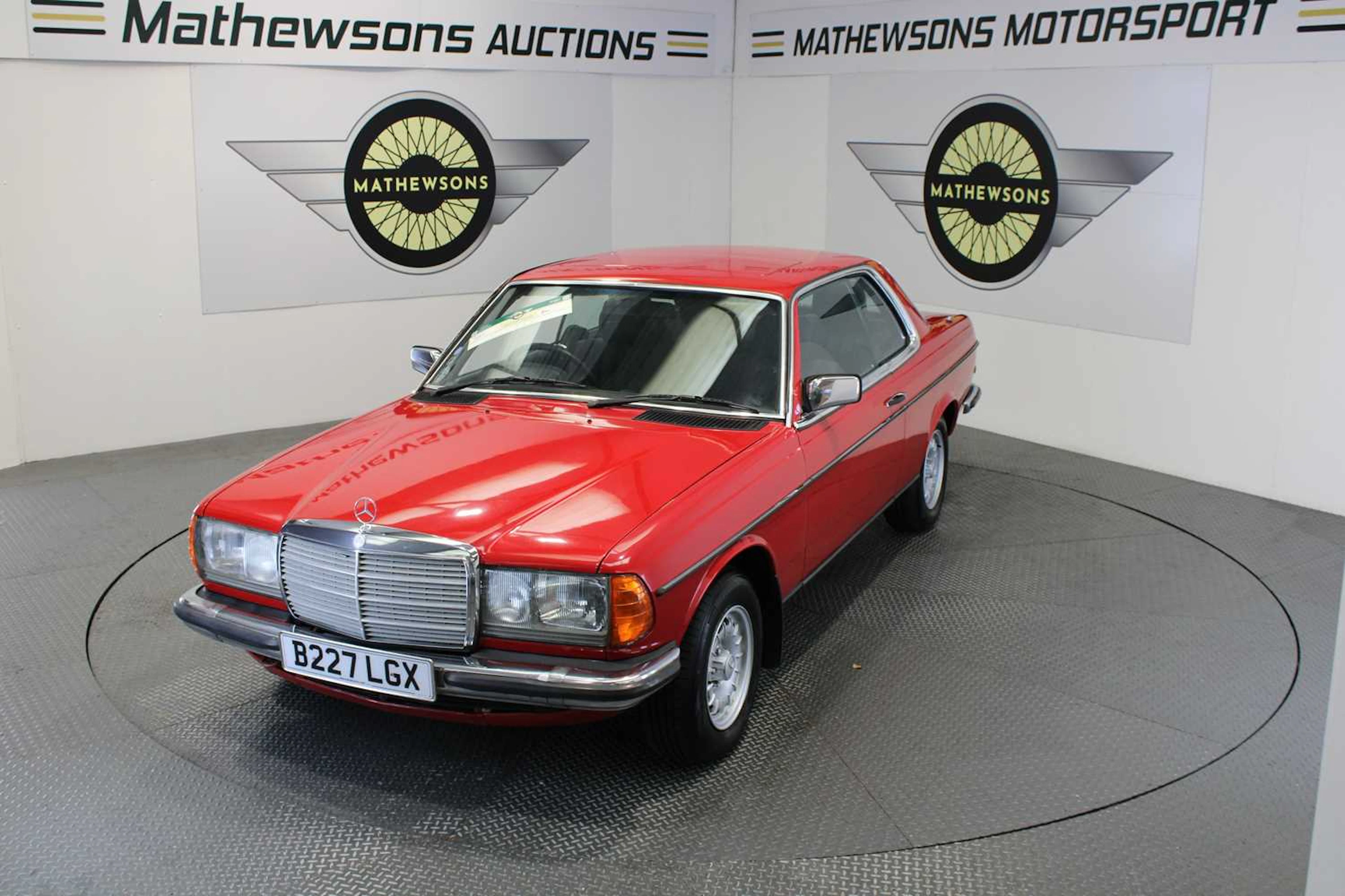 1985 MERCEDES 230 CE COUPE