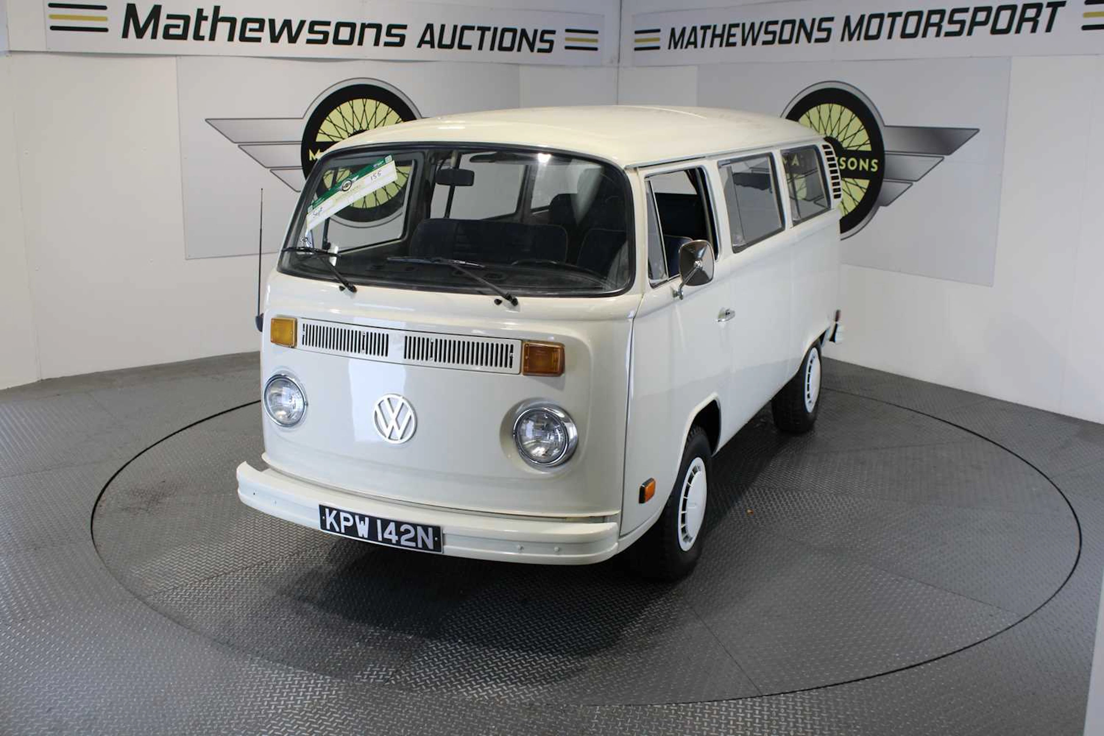 1975 VOLKSWAGEN TYPE 2 BUS LHD
