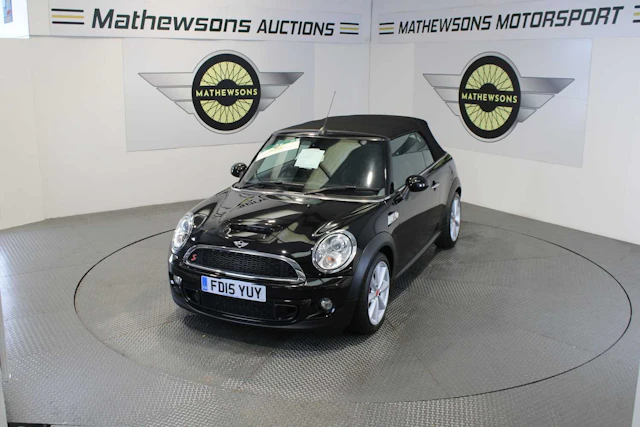 2015 MINI COOPER SD