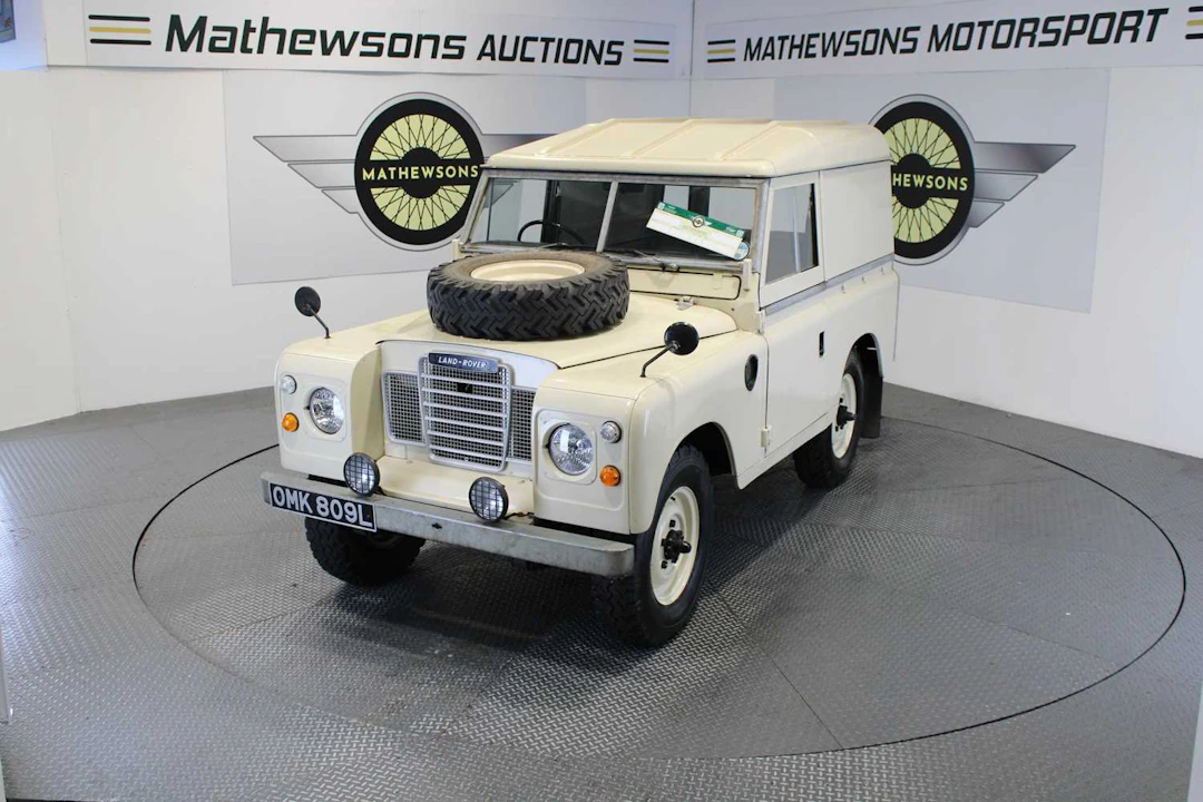 1972 LAND ROVER 88" - 4 CYL