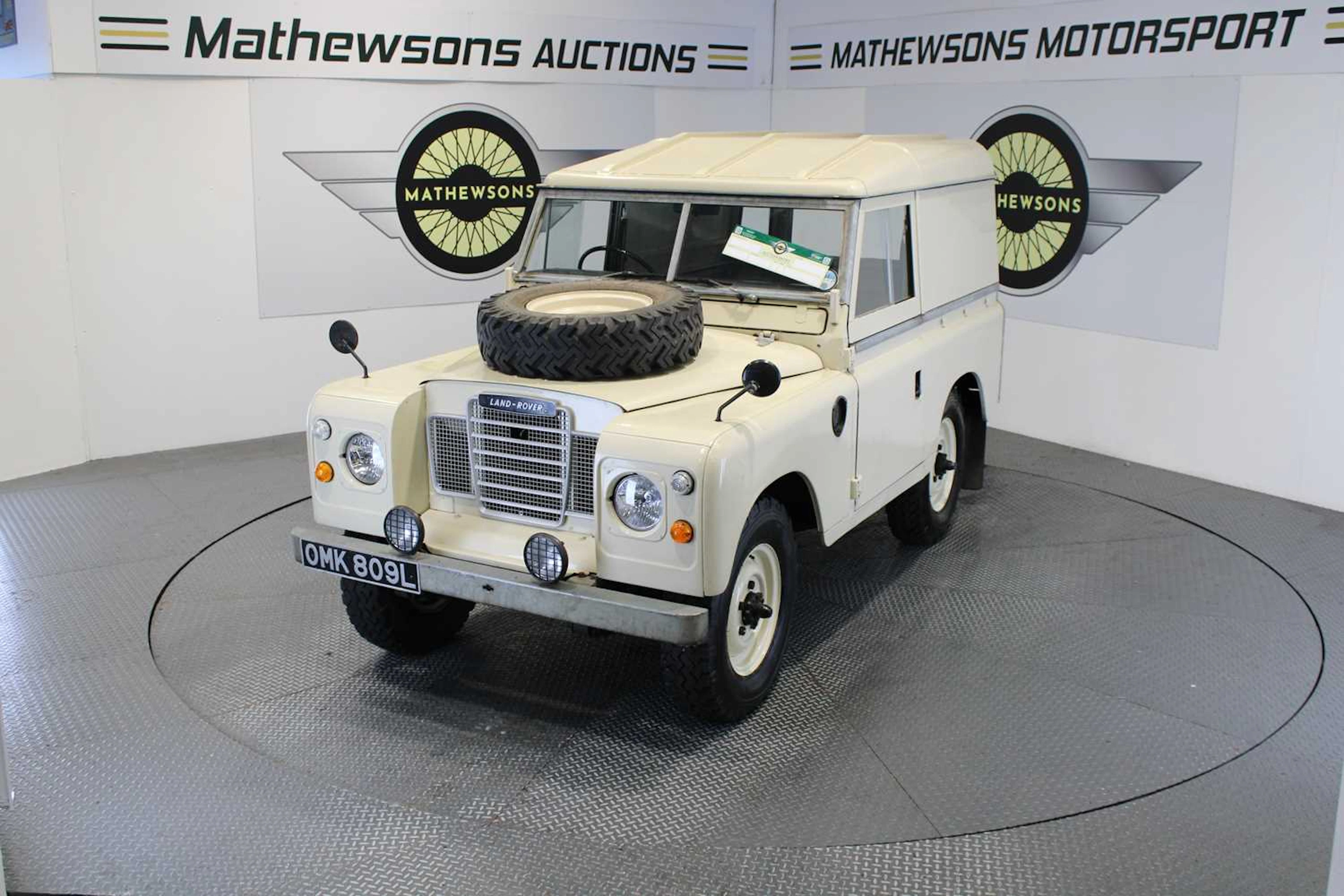1972 LAND ROVER 88" - 4 CYL