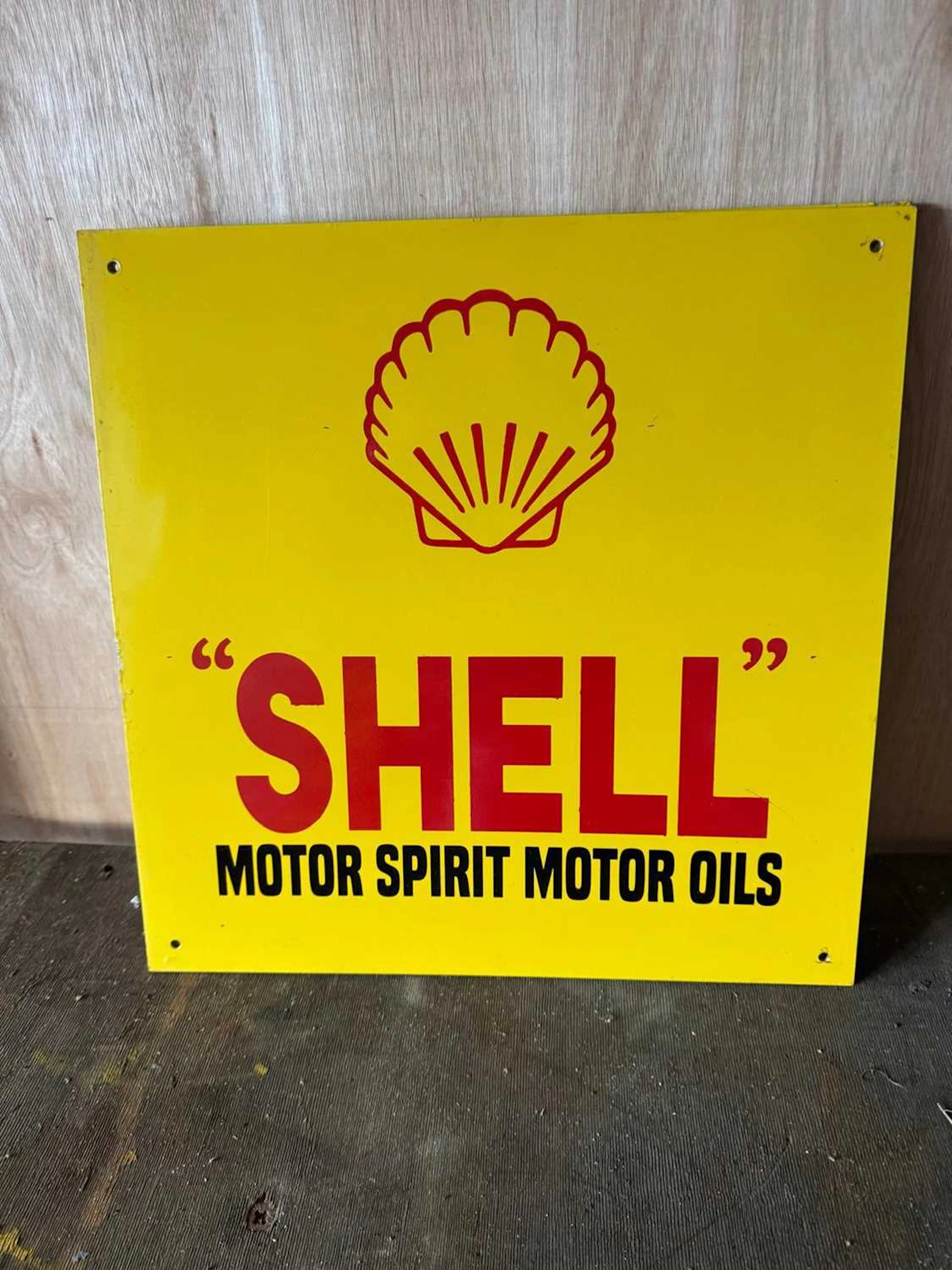 SHELL MOTOR SPIRIT , PAINTED REPRO SIGN 18" X 18"