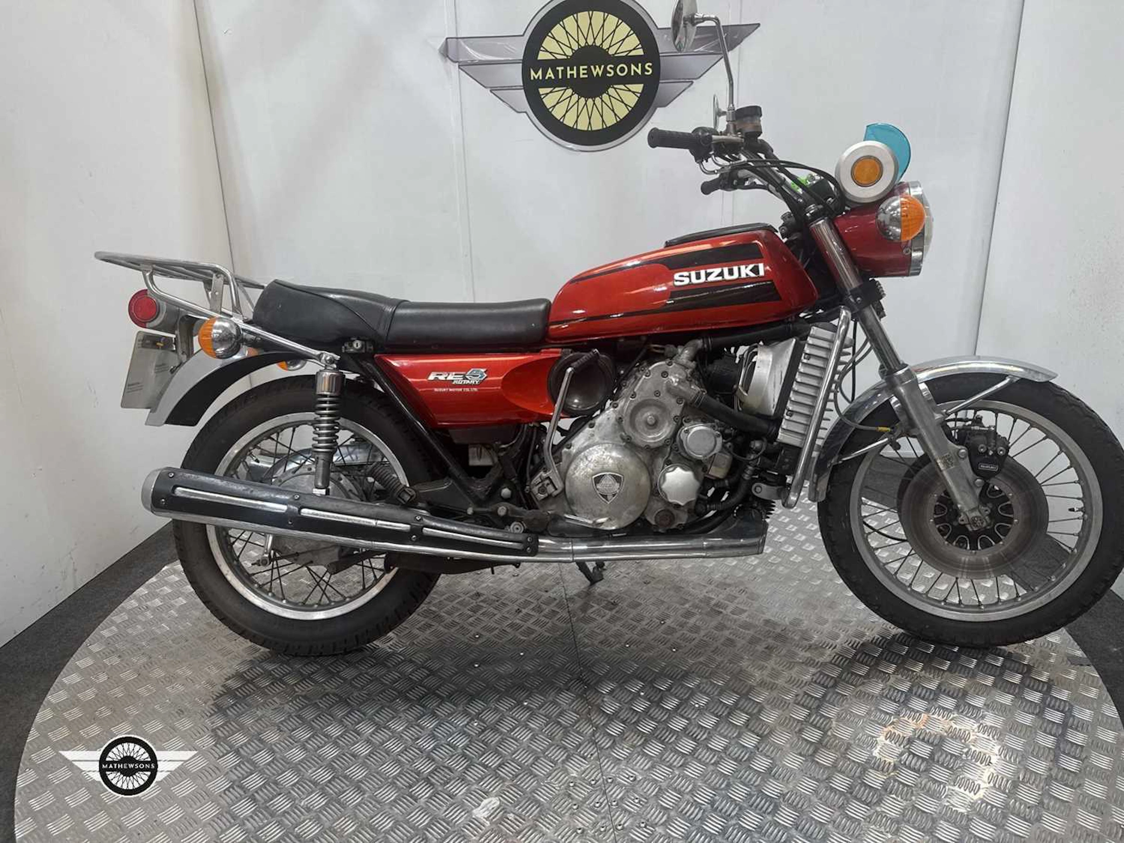 1975 SUZUKI RE5