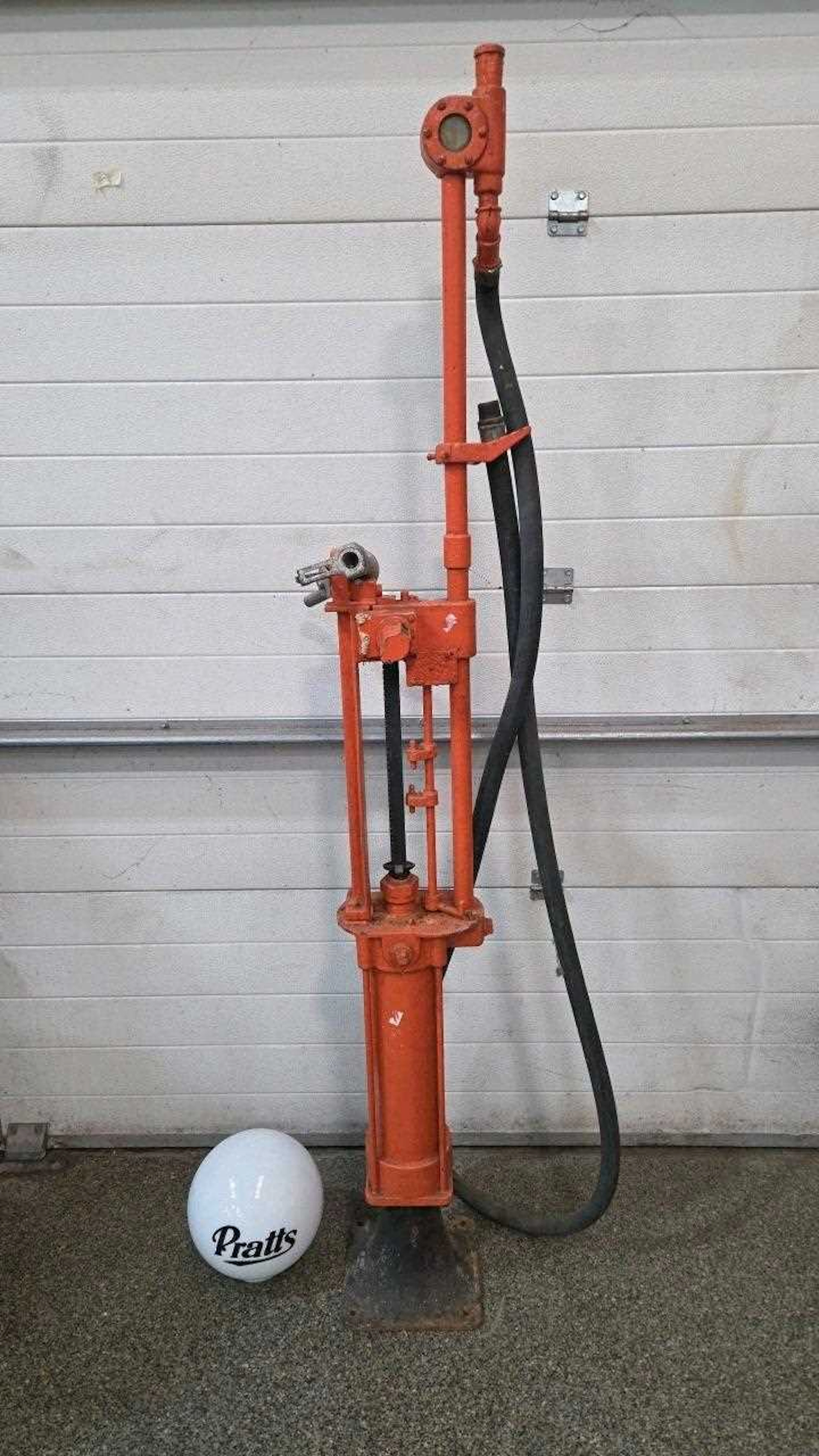 VINTAGE PETROL PUMP WITH REPRODUCTION GLASS PRATTS GLOBE