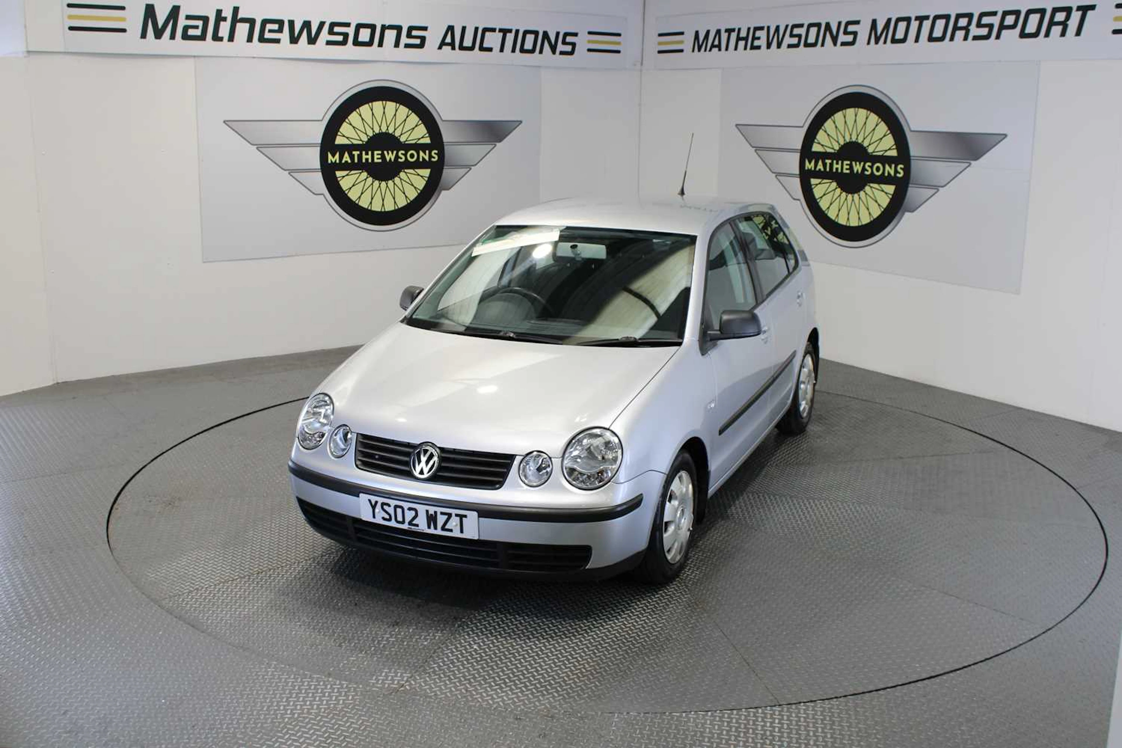 2002 VOLKSWAGEN POLO SE