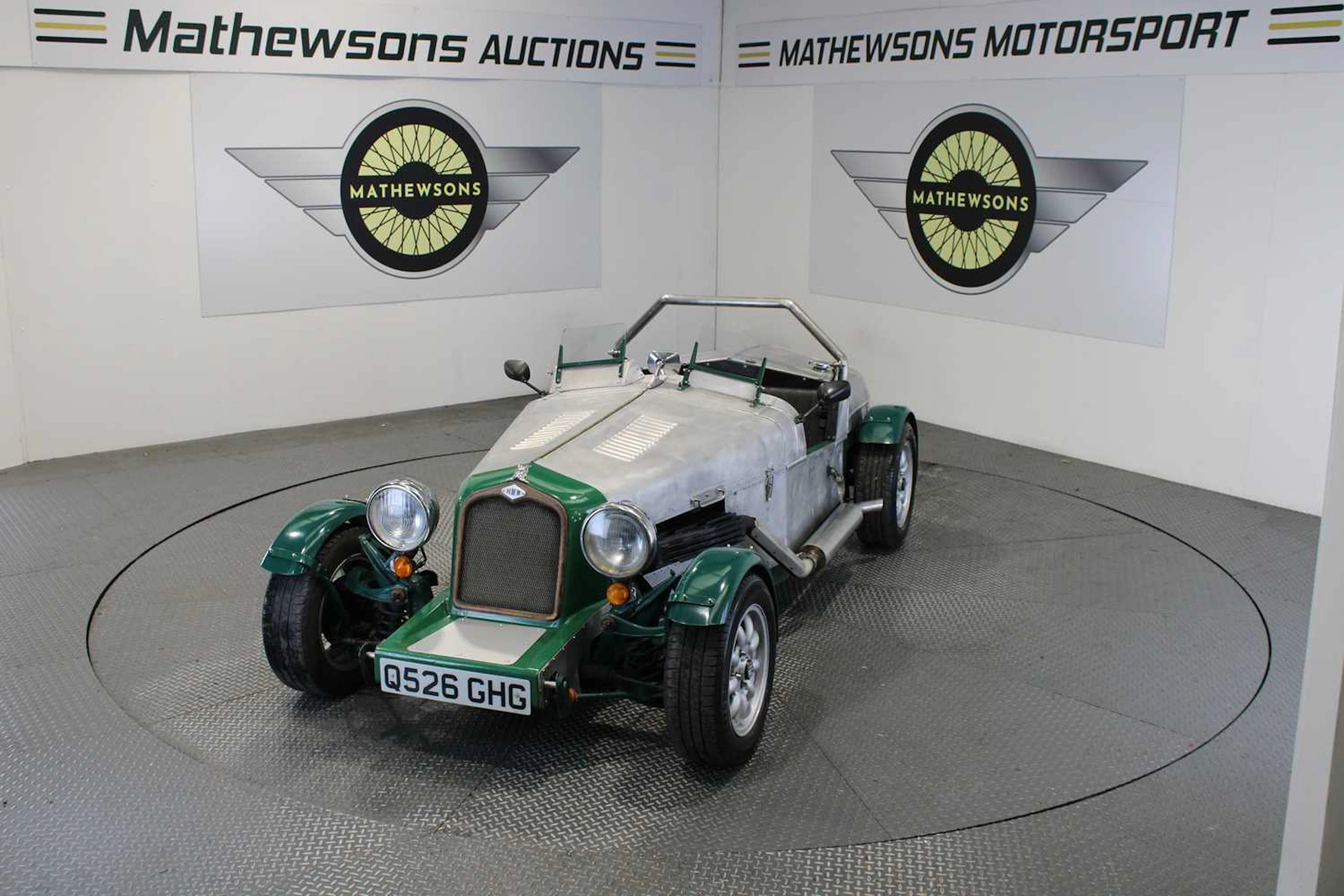 1990 HMW 235