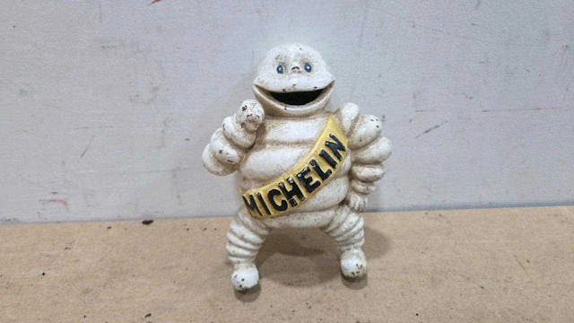 CAST MICHELIN MAN 6" X 4"