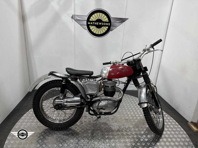 1967 BSA TRIALS B40