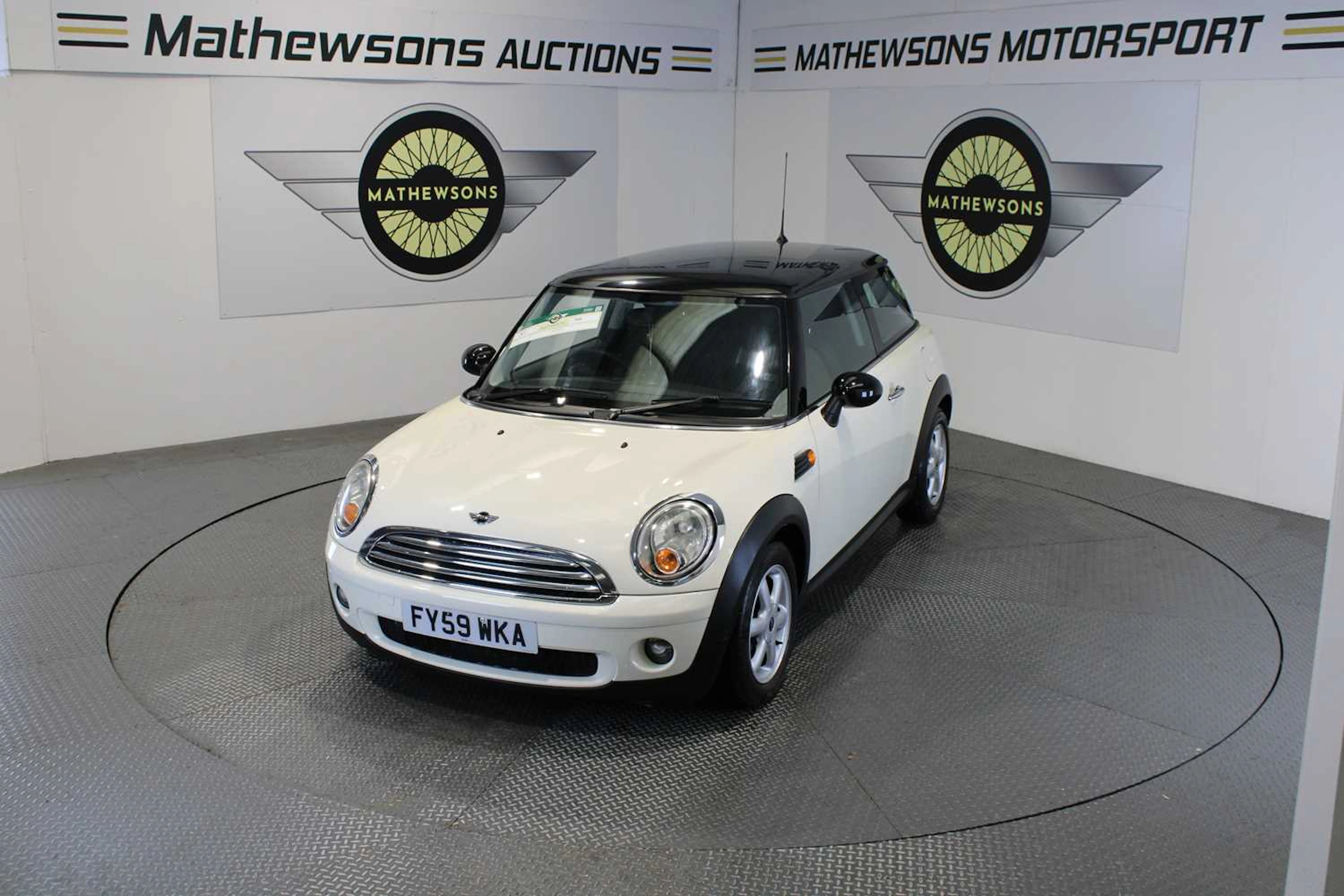 2009 MINI COOPER