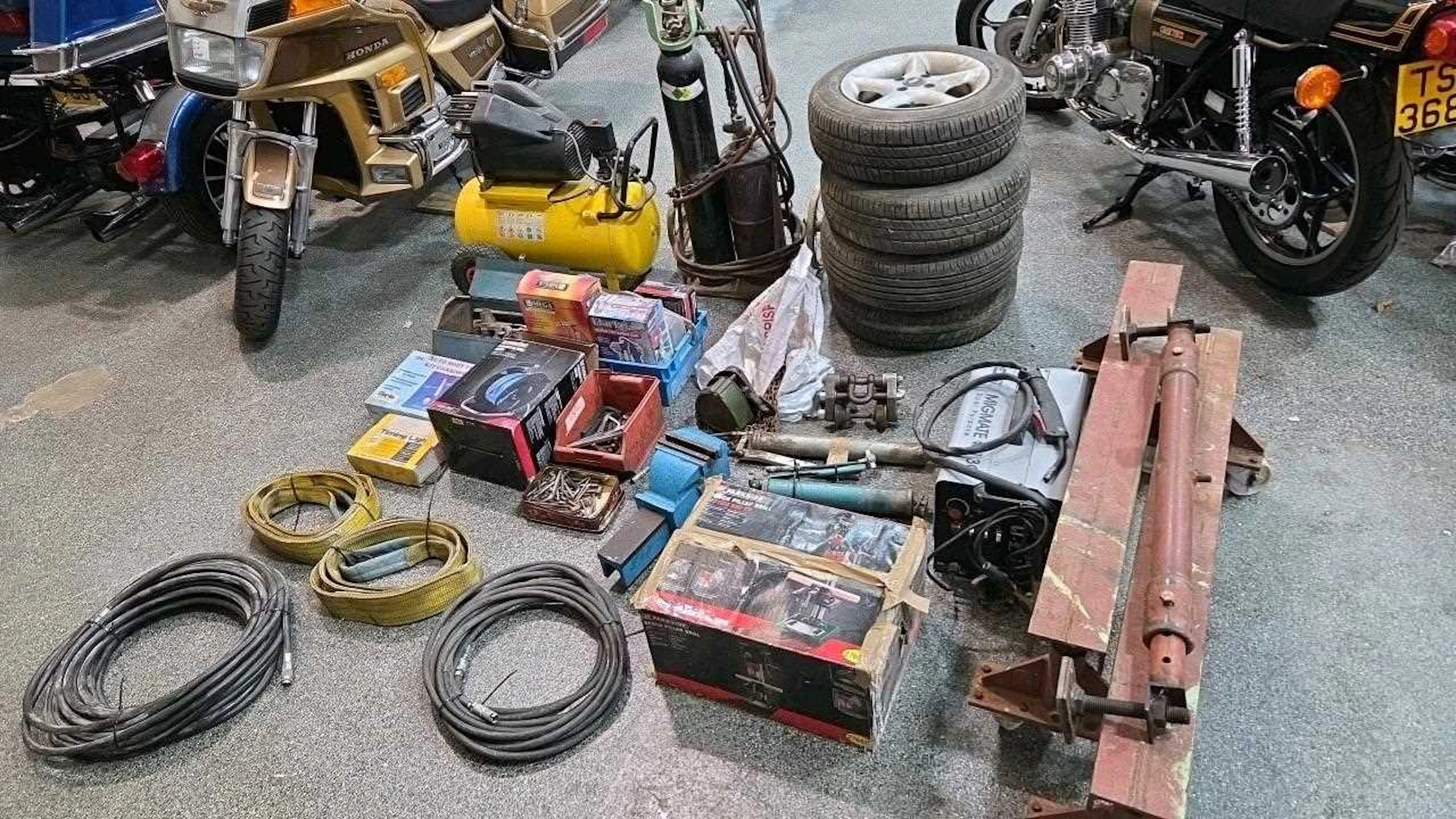 LARGE SELECTION OF GARAGE EQUIPMENT & ACCESSORIES