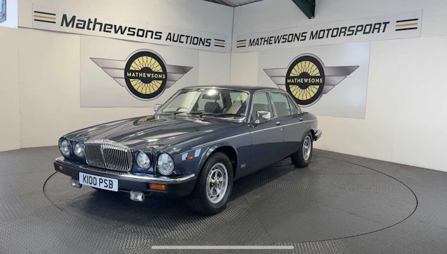 1992 DAIMLER DOUBLE SIX AUTO