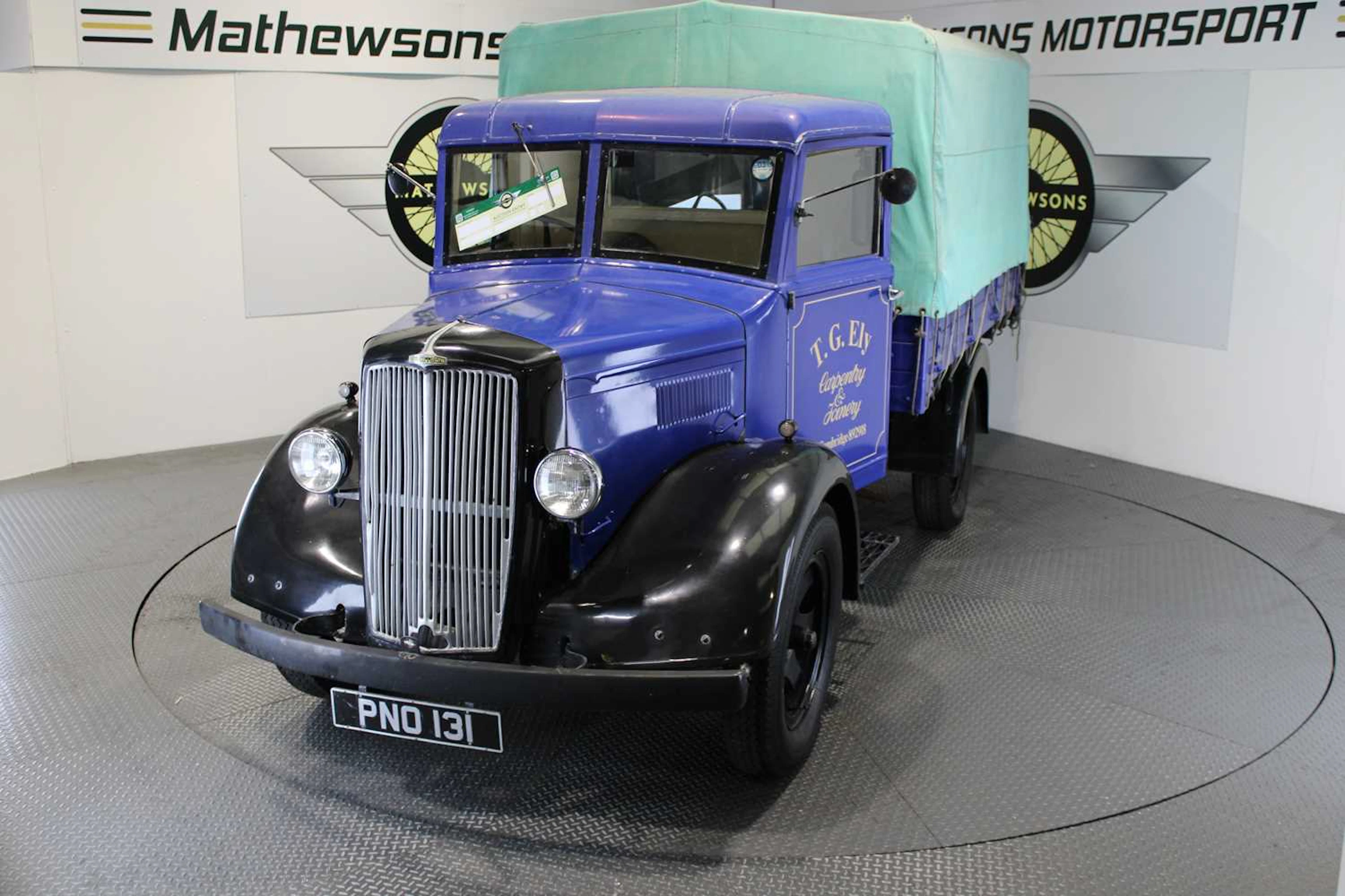1949 MORRIS DROPSIDE LORRY