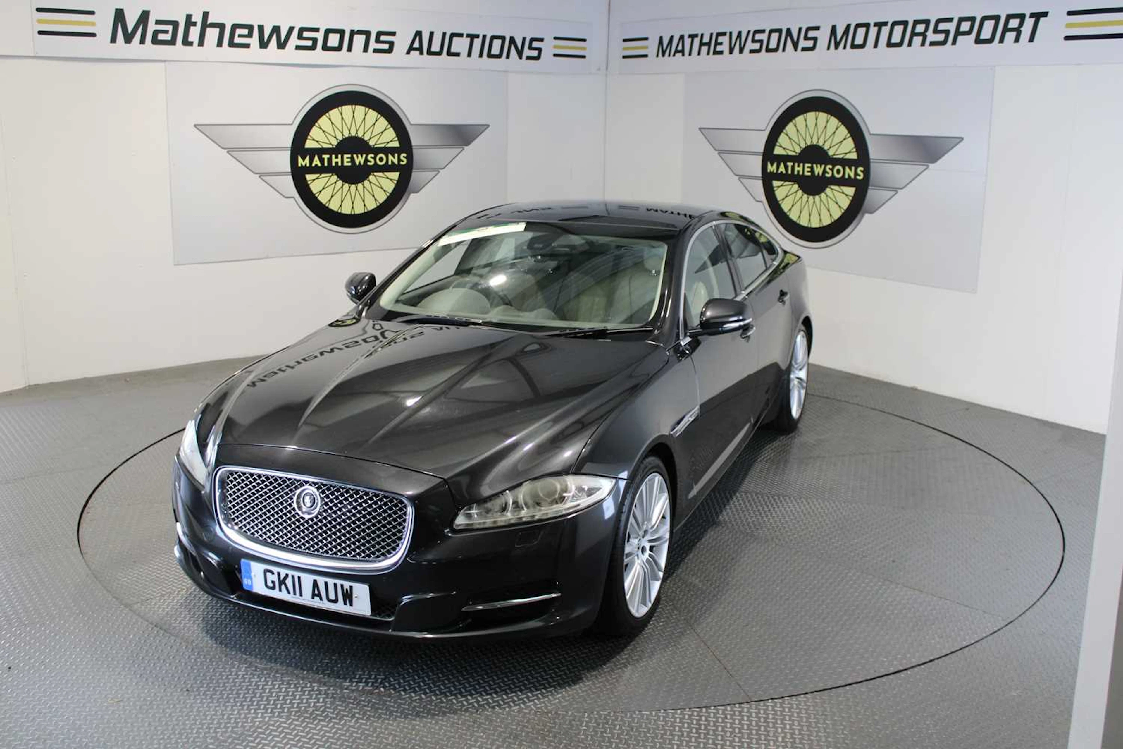 2011 JAGUAR XJ PORTFOLIO V6 D AUTO
