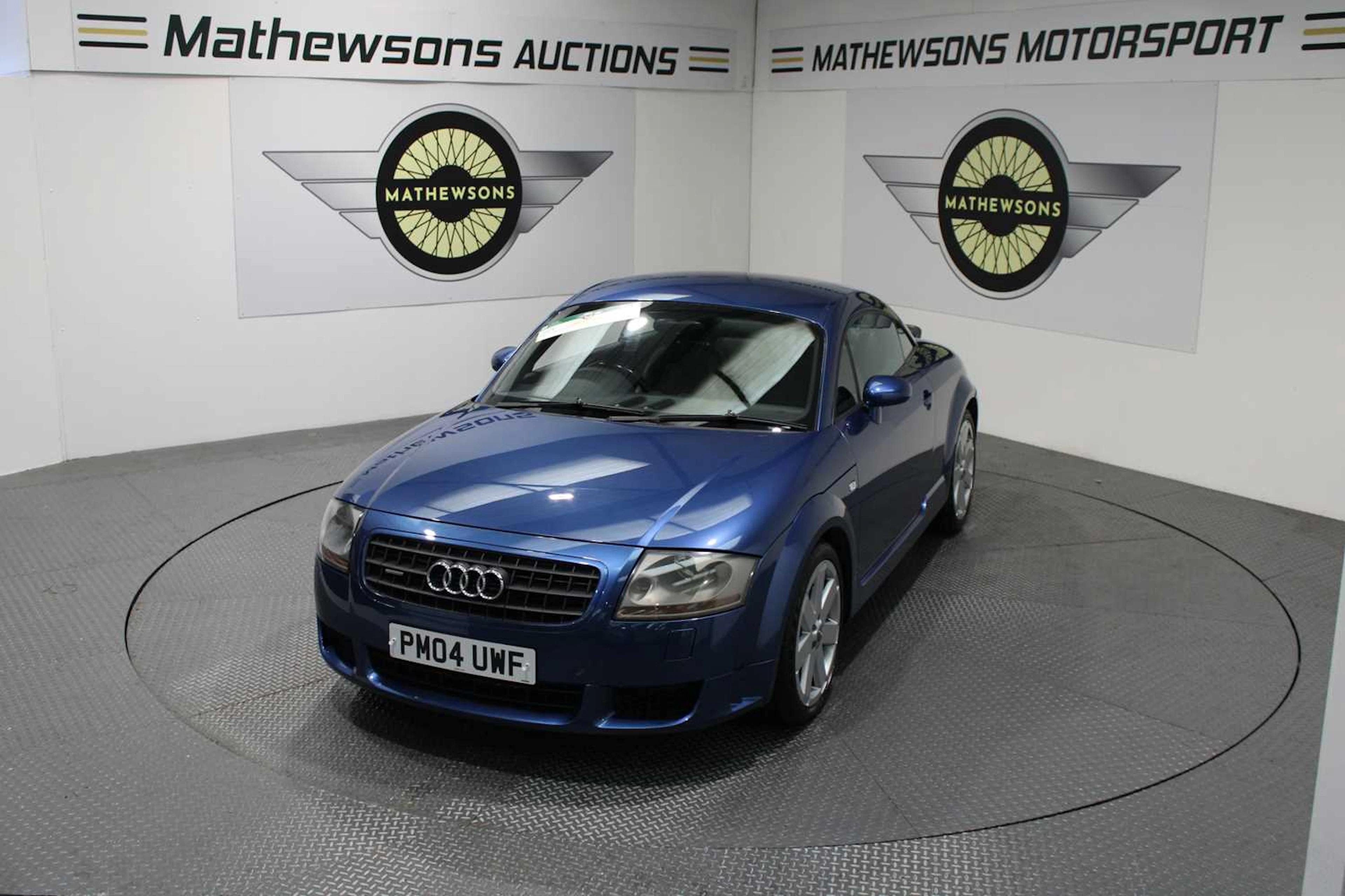 2004 AUDI TT