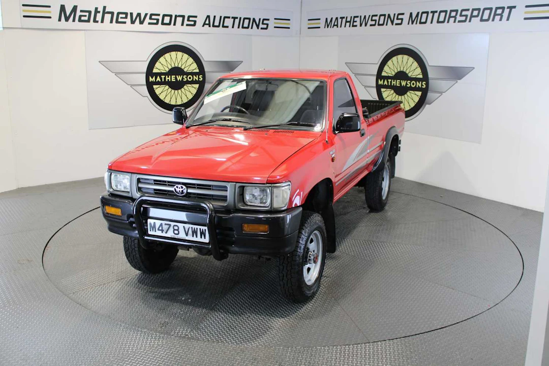 1995 TOYOTA HI-LUX 4X4 DIESEL