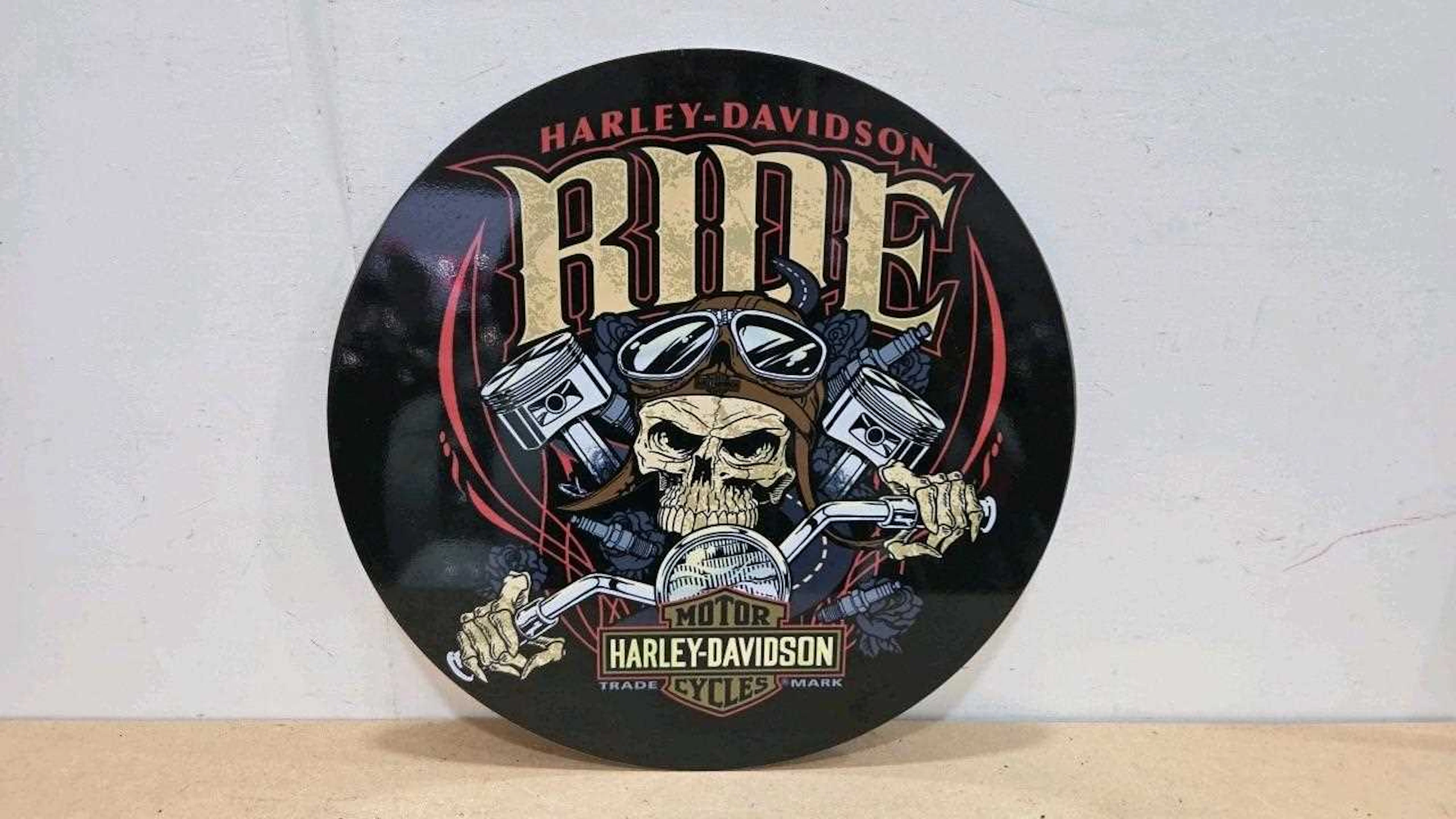 HARLEY DAVIDSON PRINTED REPRO SIGN 24" DIA