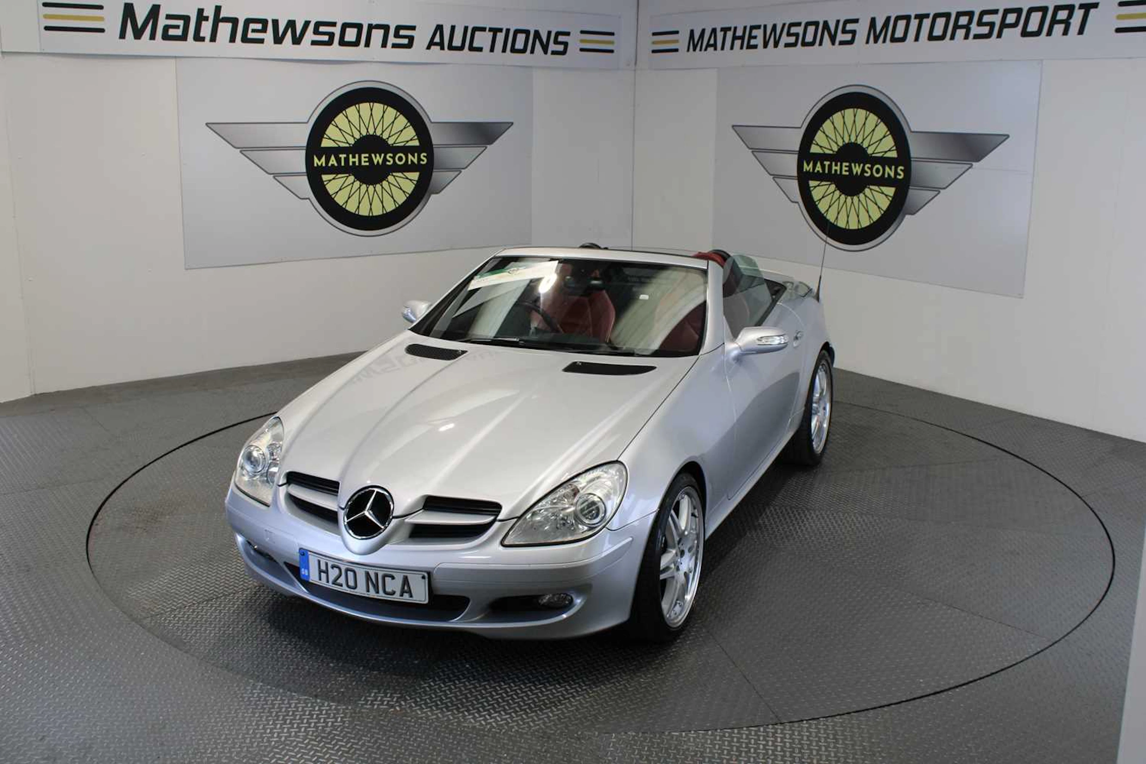 2004 MERCEDES SLK 350