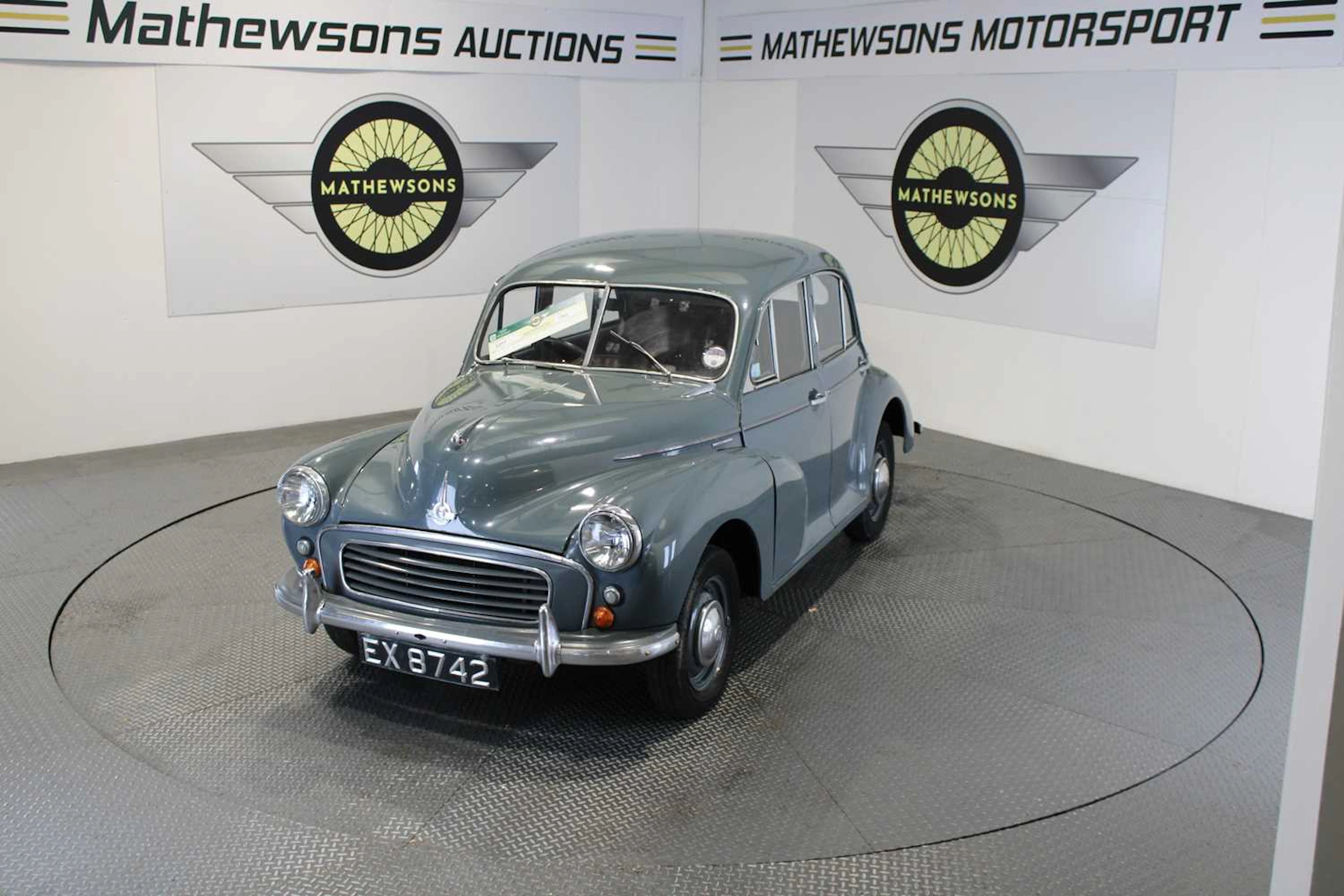 1954 MORRIS MINOR