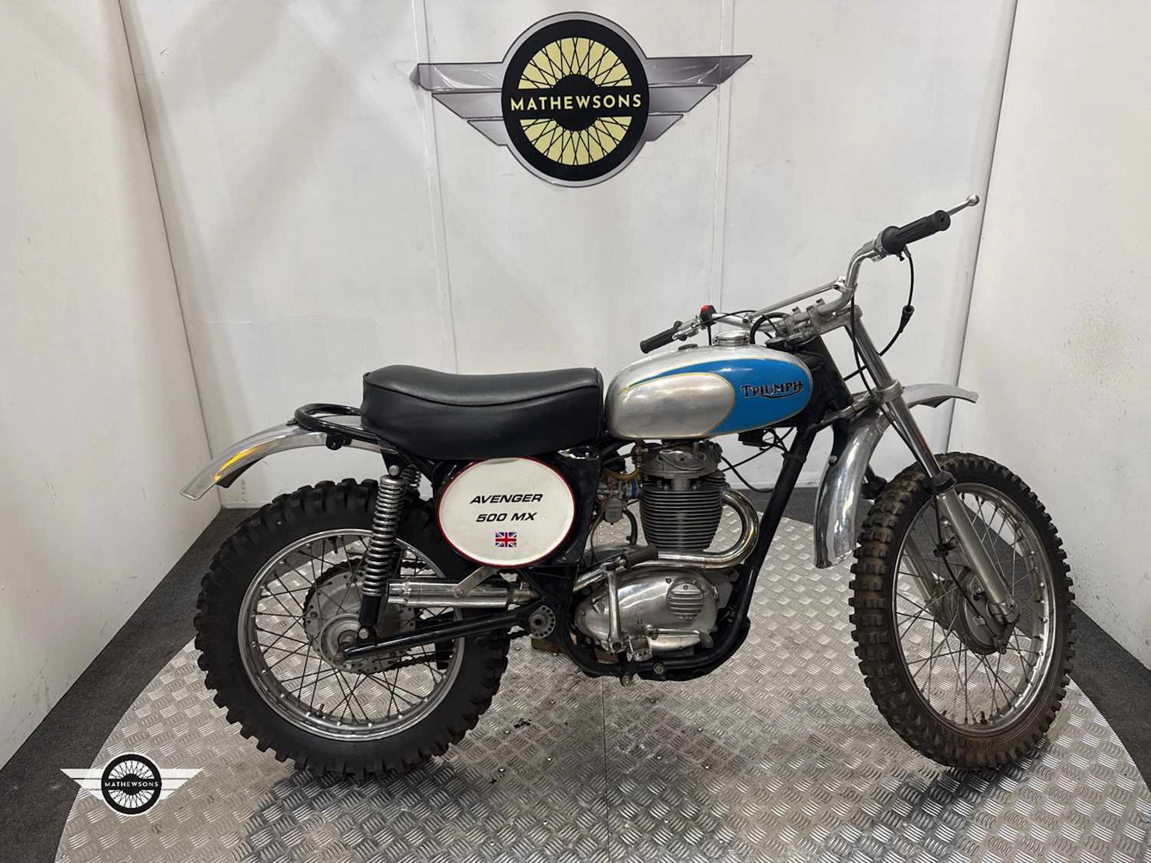 circa 1972 TRIUMPH TR5MX AVENGER