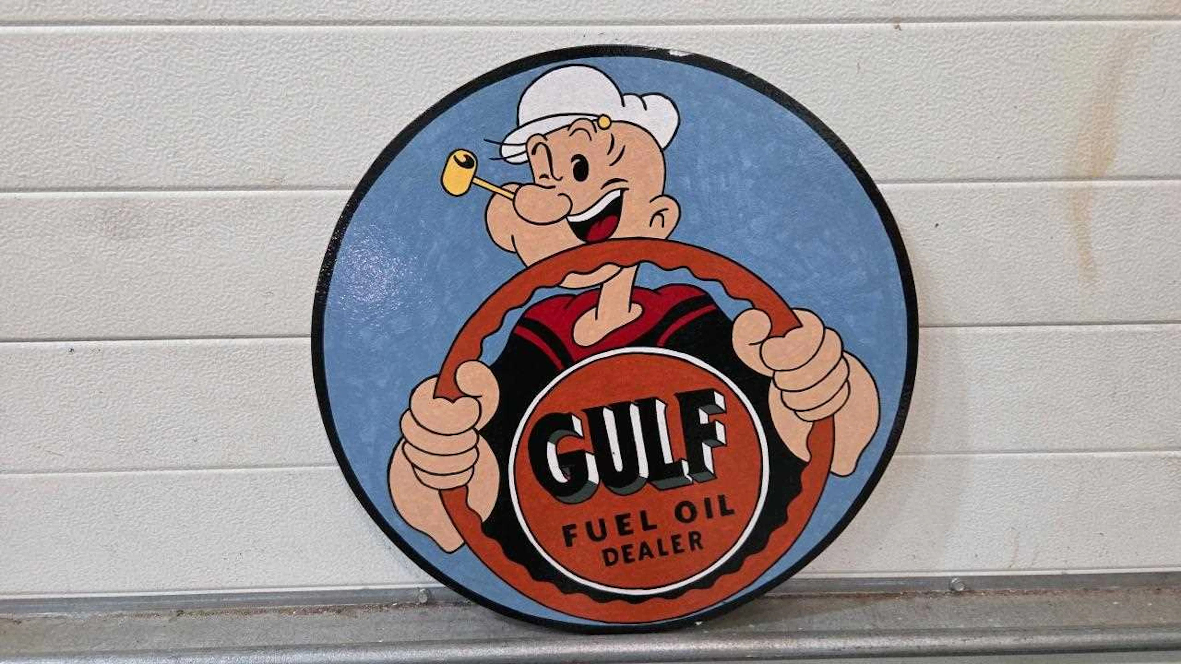 WOODEN HAND PAINTED GULF FUEL OIL DEALER SIGN 19.5" DIA