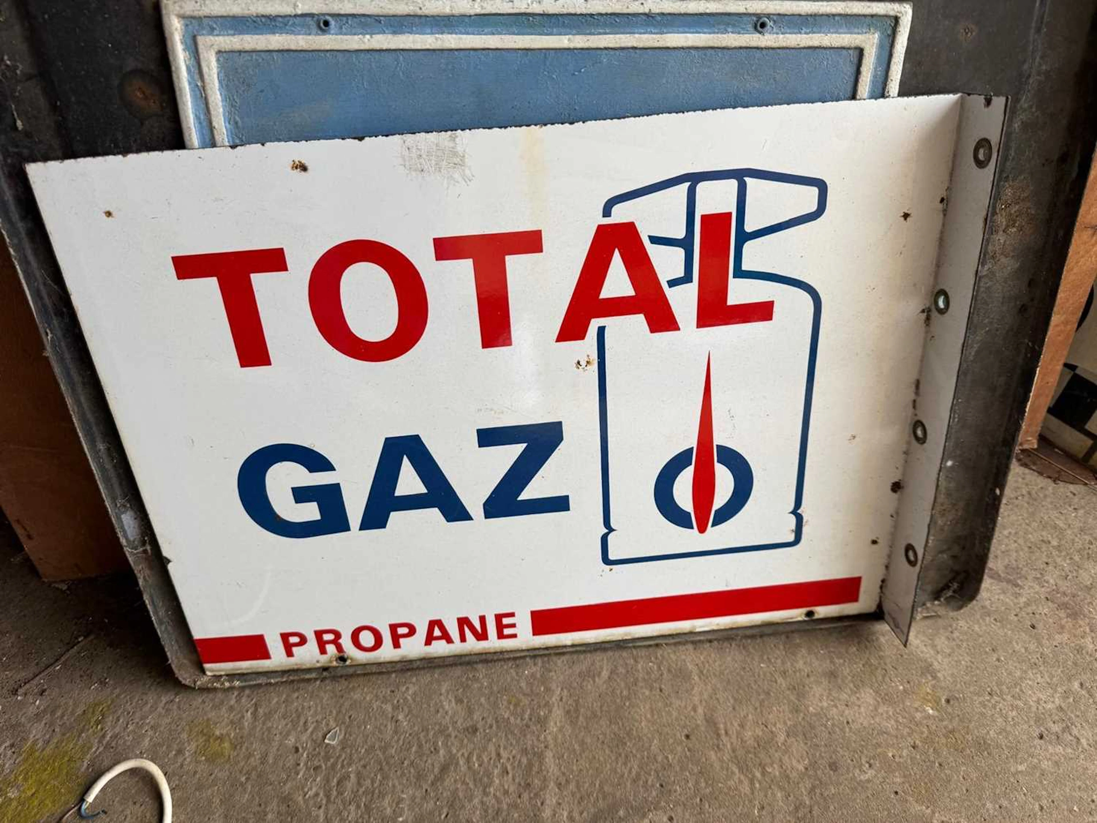 TOTAL GAZ PROPANE , DOUBLE SIDED SIGN 24" X 17"