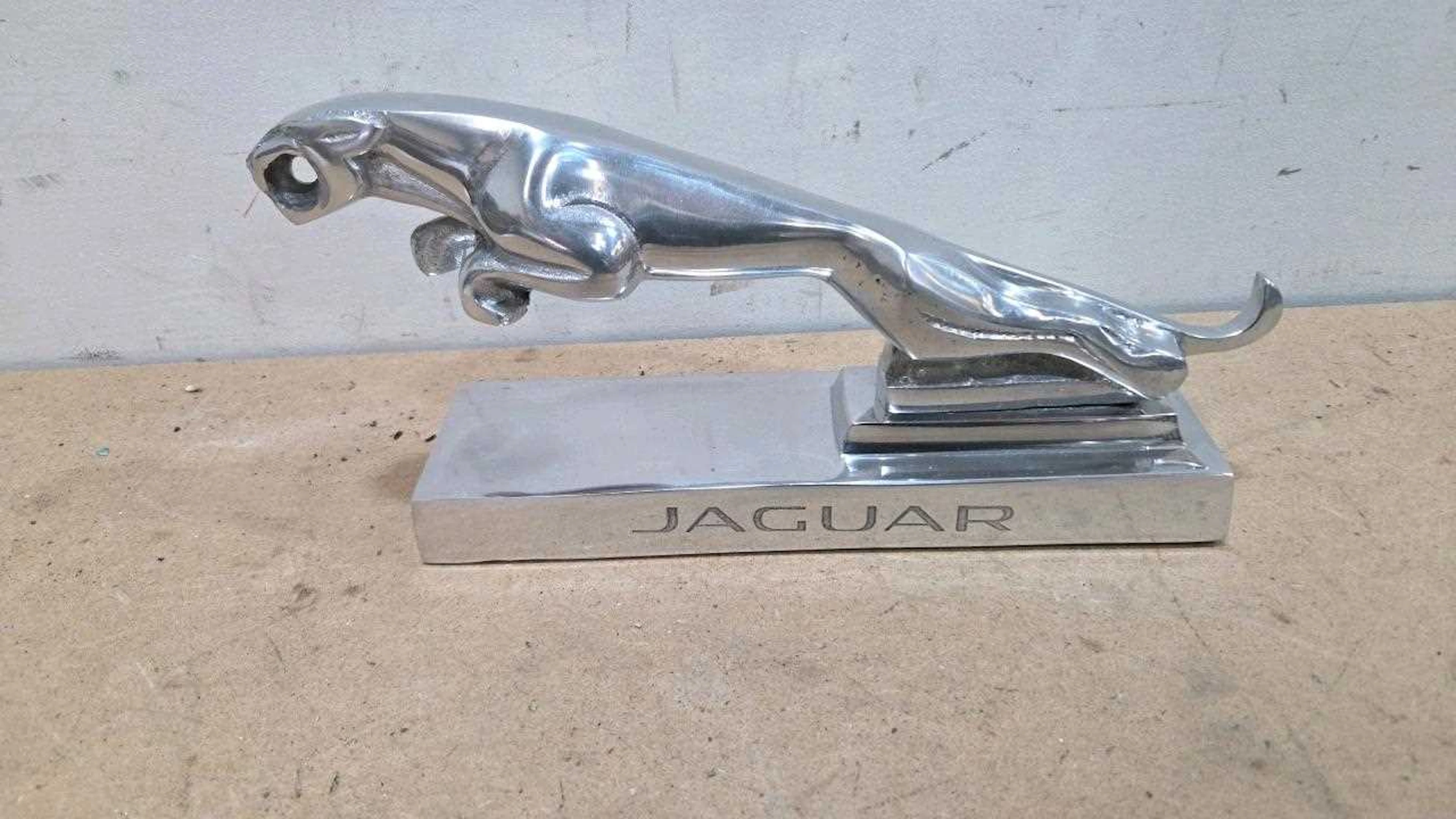 JAGUAR ALUMINIUM DESK ACCESSORY 12" X 6"