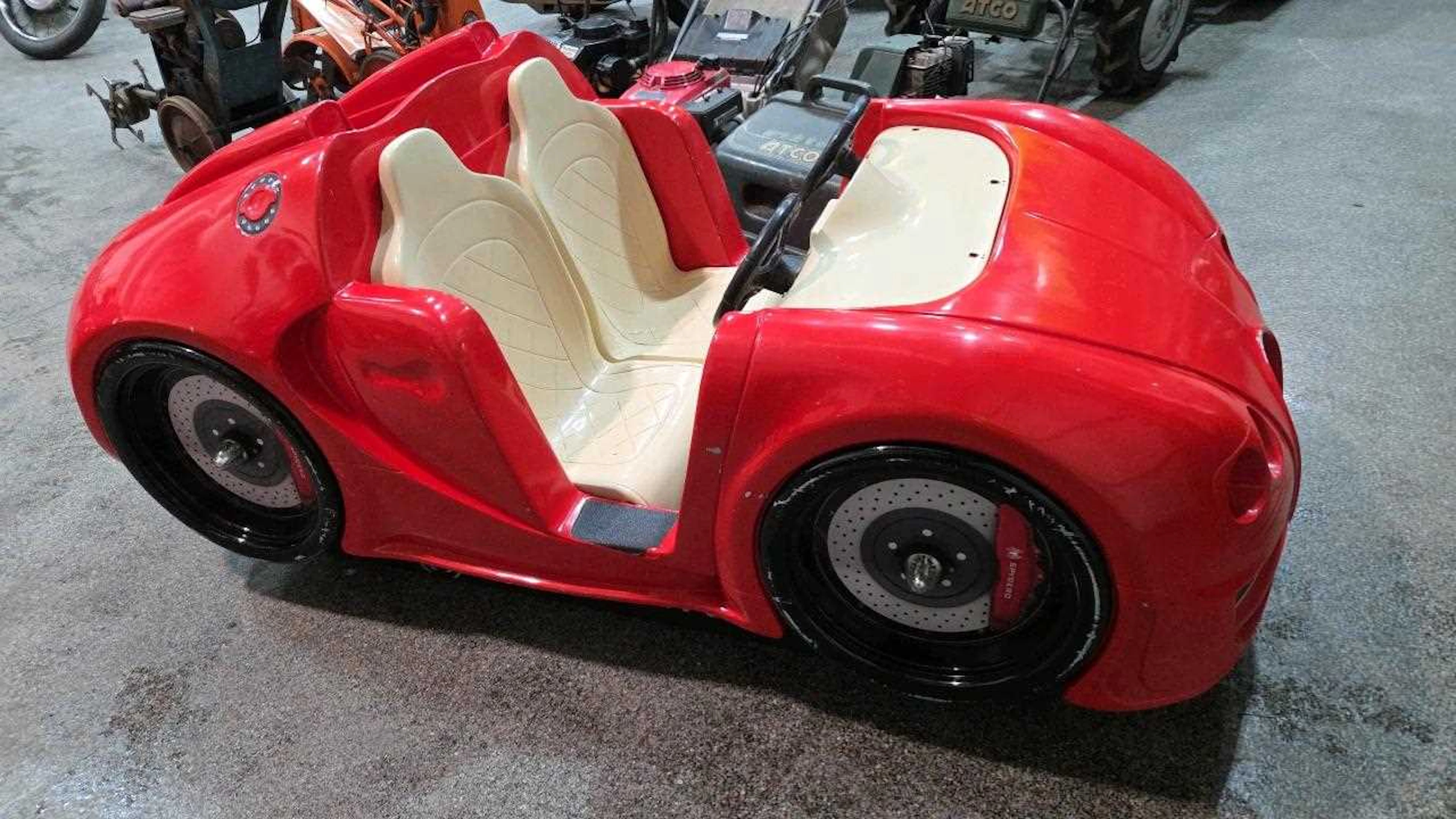 BUGATTI CAR FAIR GROUND RIDE