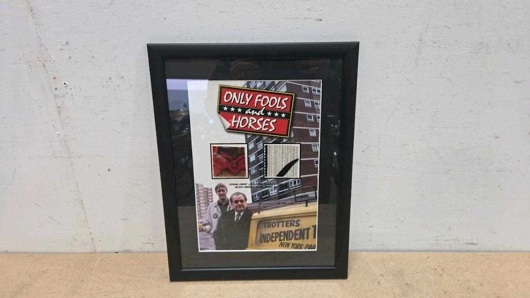 ONLY FOOLS AND HORSES FRAMED CARPET AND WALLPAPER