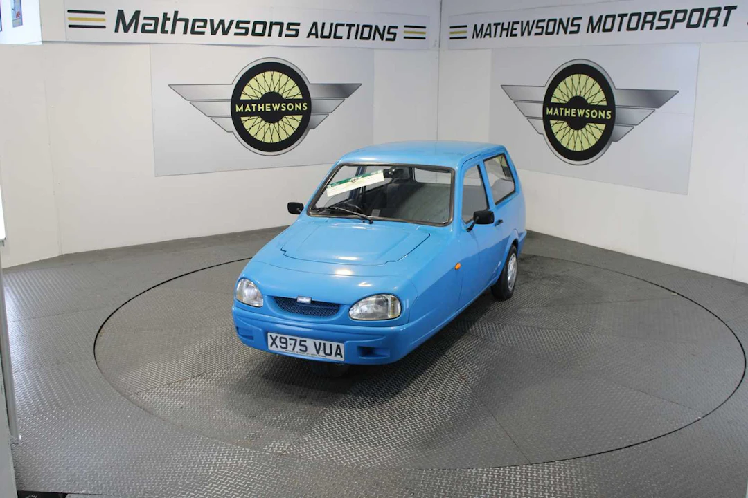 2000 RELIANT ROBIN LX