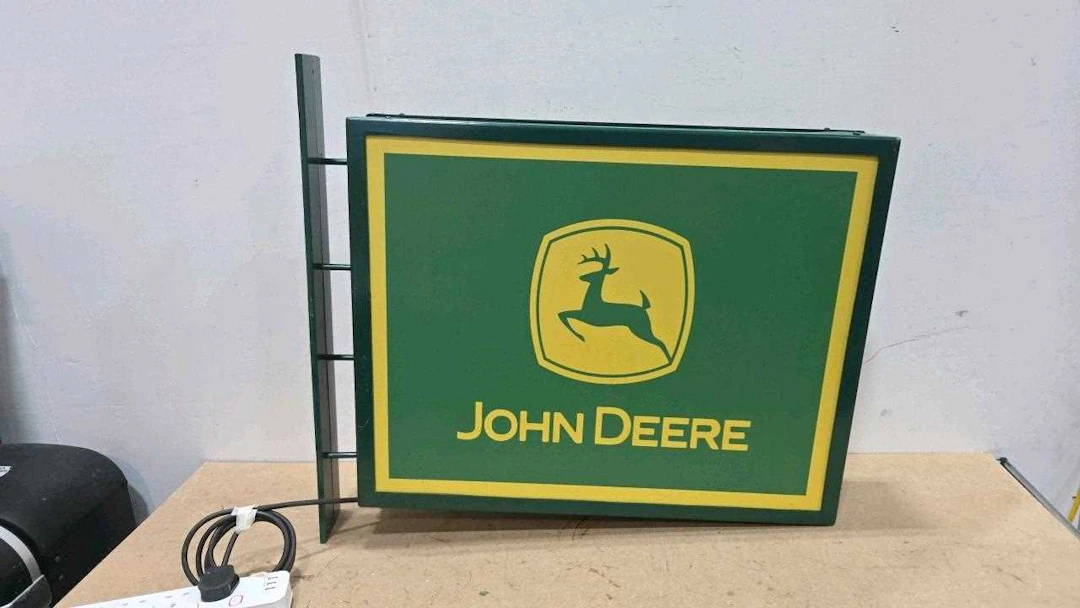 JOHN DEERE , DOUBLE SIDED ILLUMINATED SIGN 29" X 23"