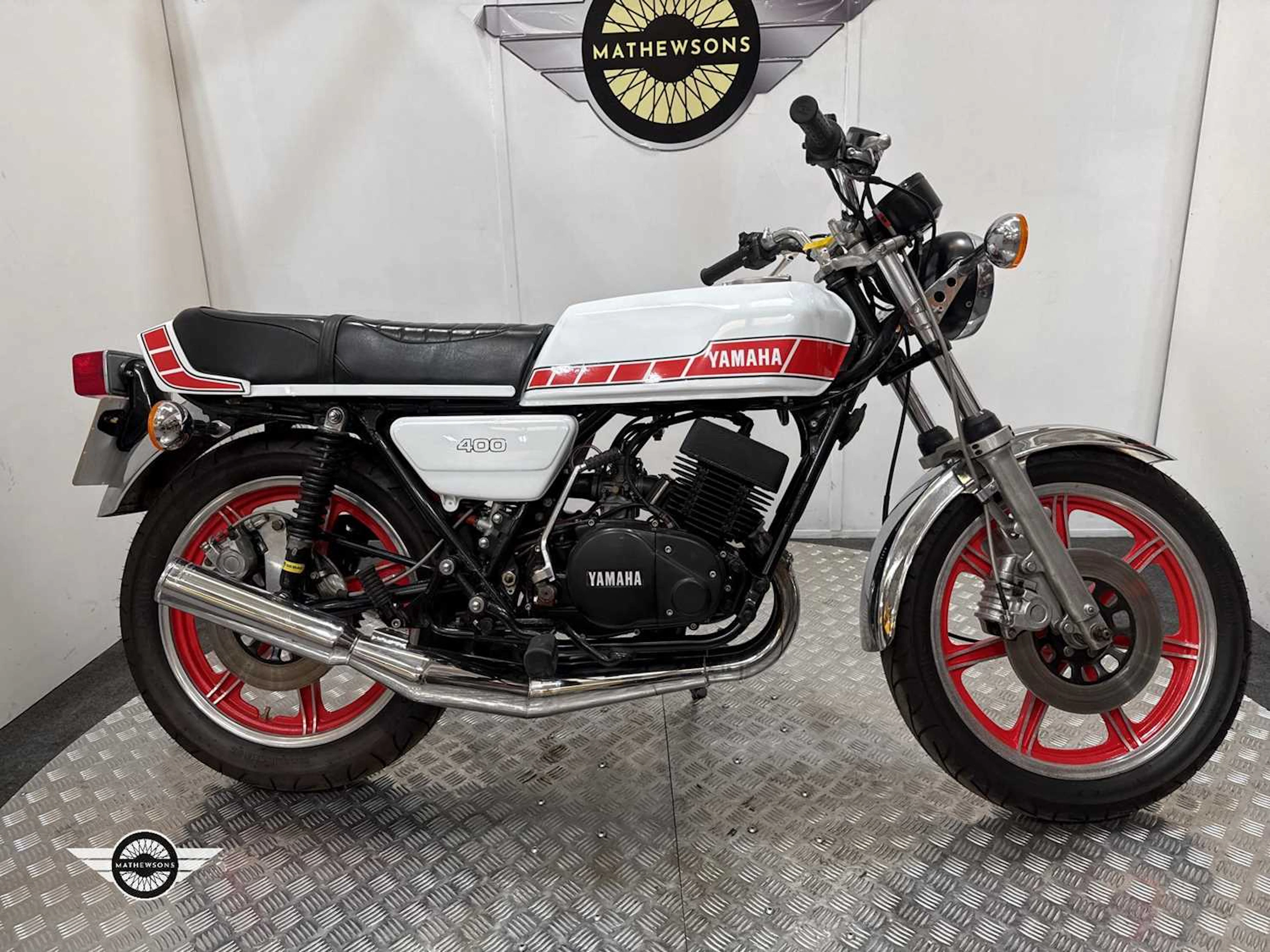 1980 YAMAHA RD400