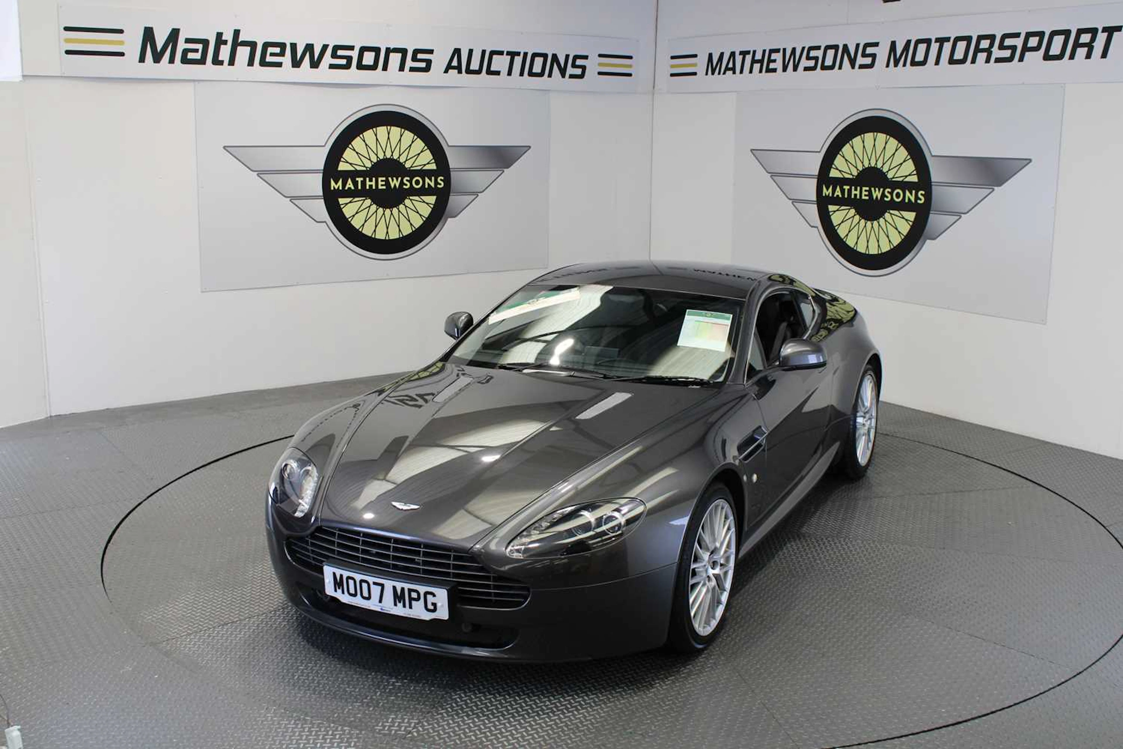 2010 ASTON MARTIN VANTAGE V8 AUTO