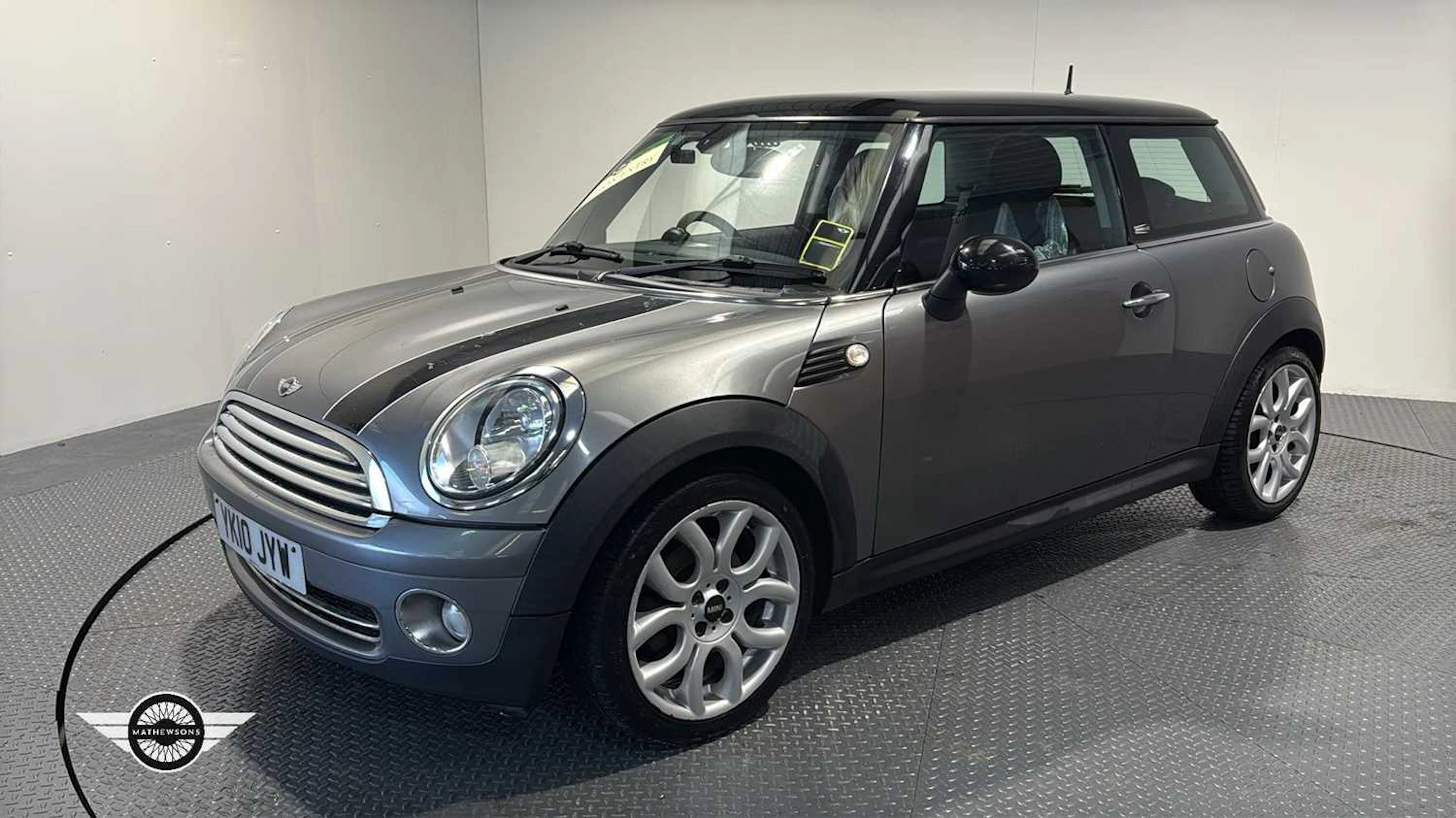 2010 MINI COOPER GRAPHITE