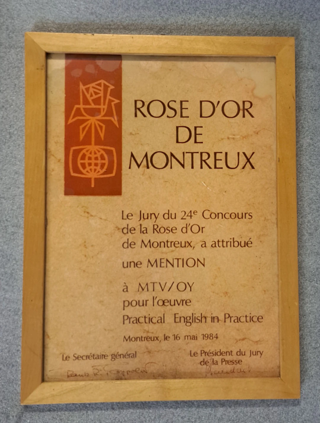 44 - Rose D OR Montreaux 1984