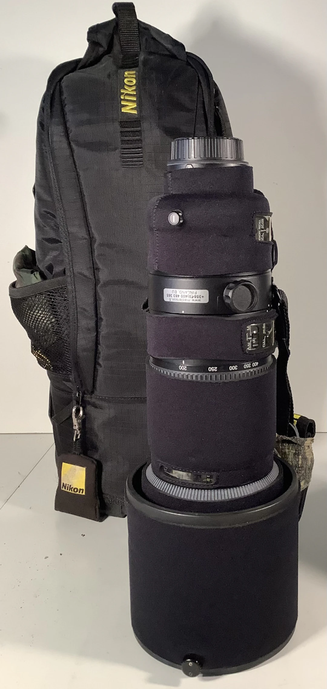 50 - Nikon nikkor 200-400. 1:4 G II ed objektiivi. Nikonin omalla laukulla