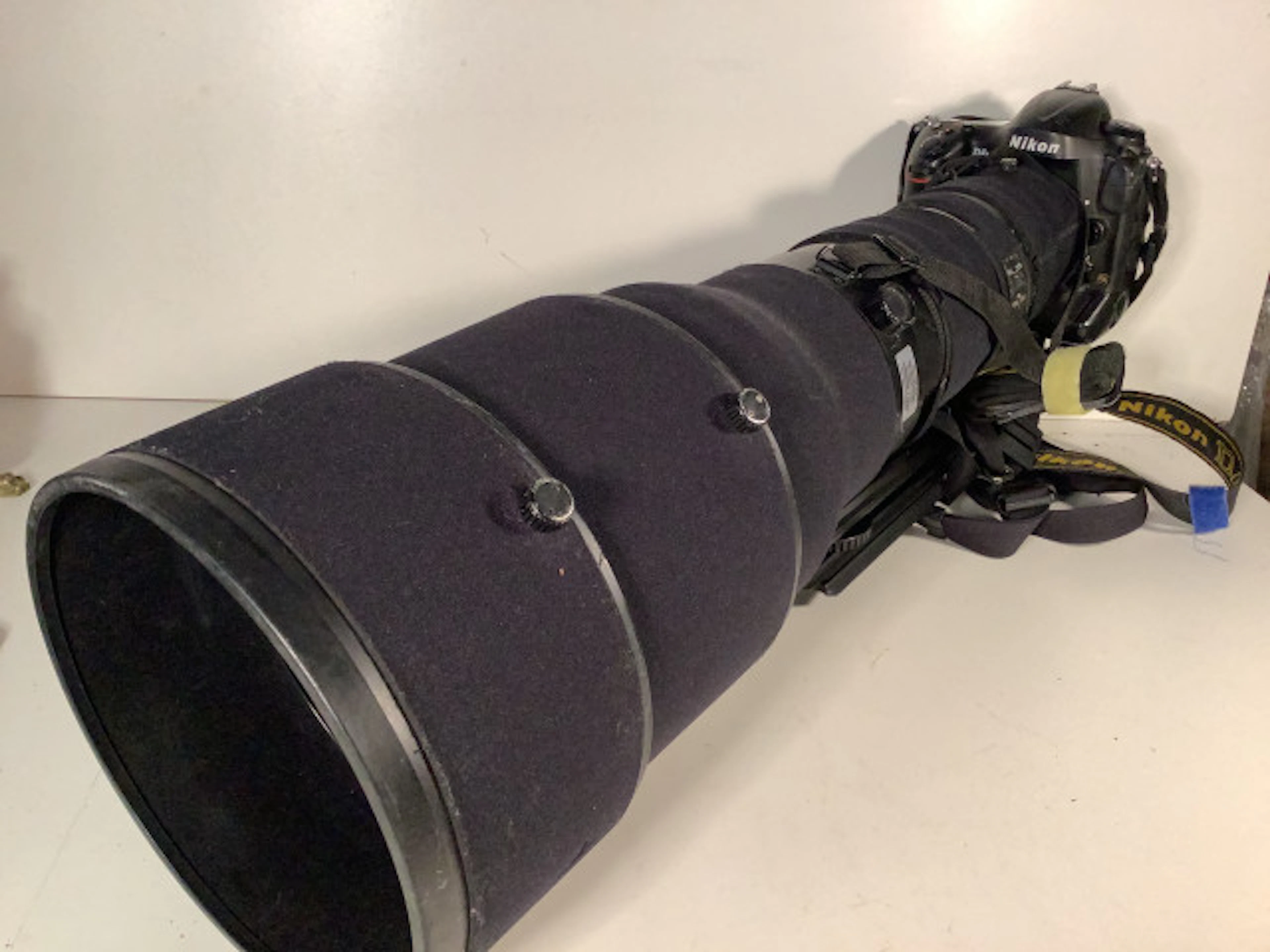 47 - Nikon D4s runko ja Nikon AF-snikkor 600 mm. 1:4 objektiivi